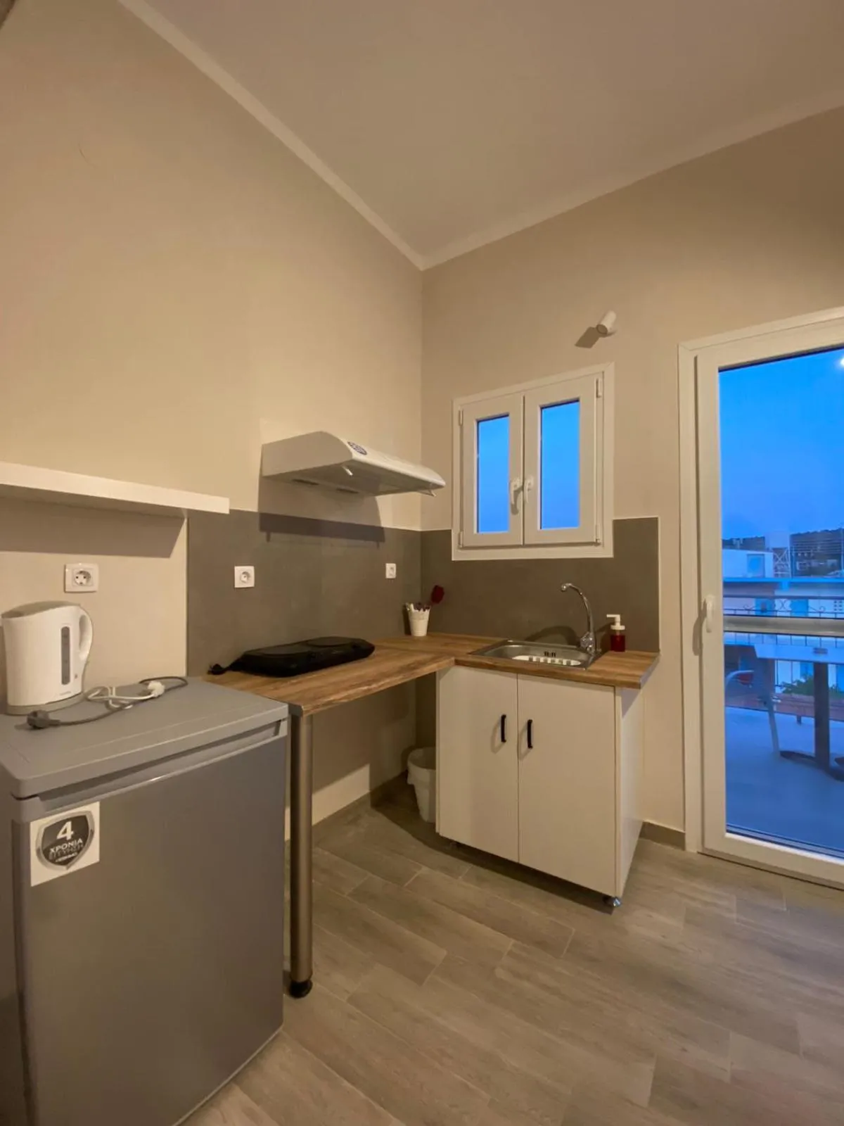 Kitchen or kitchenette in Elia Apartments