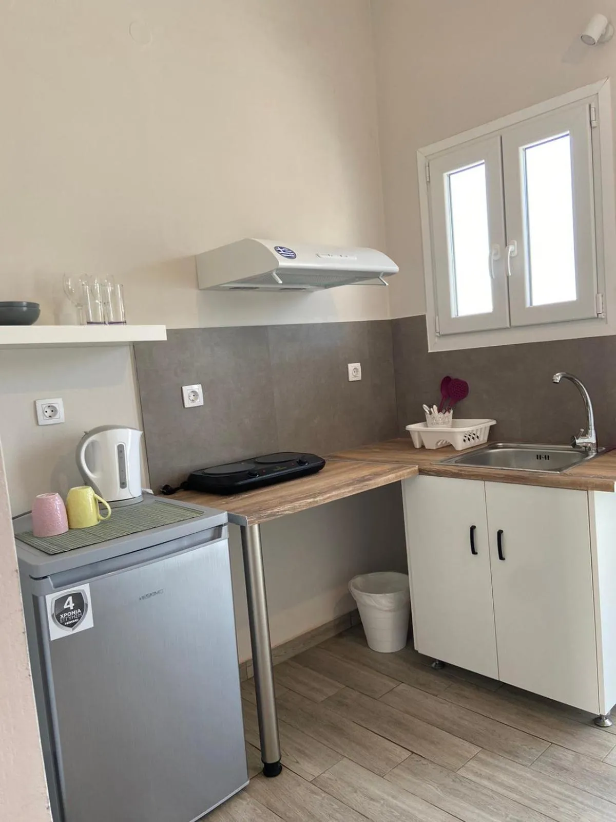Kitchen or kitchenette in Elia Apartments