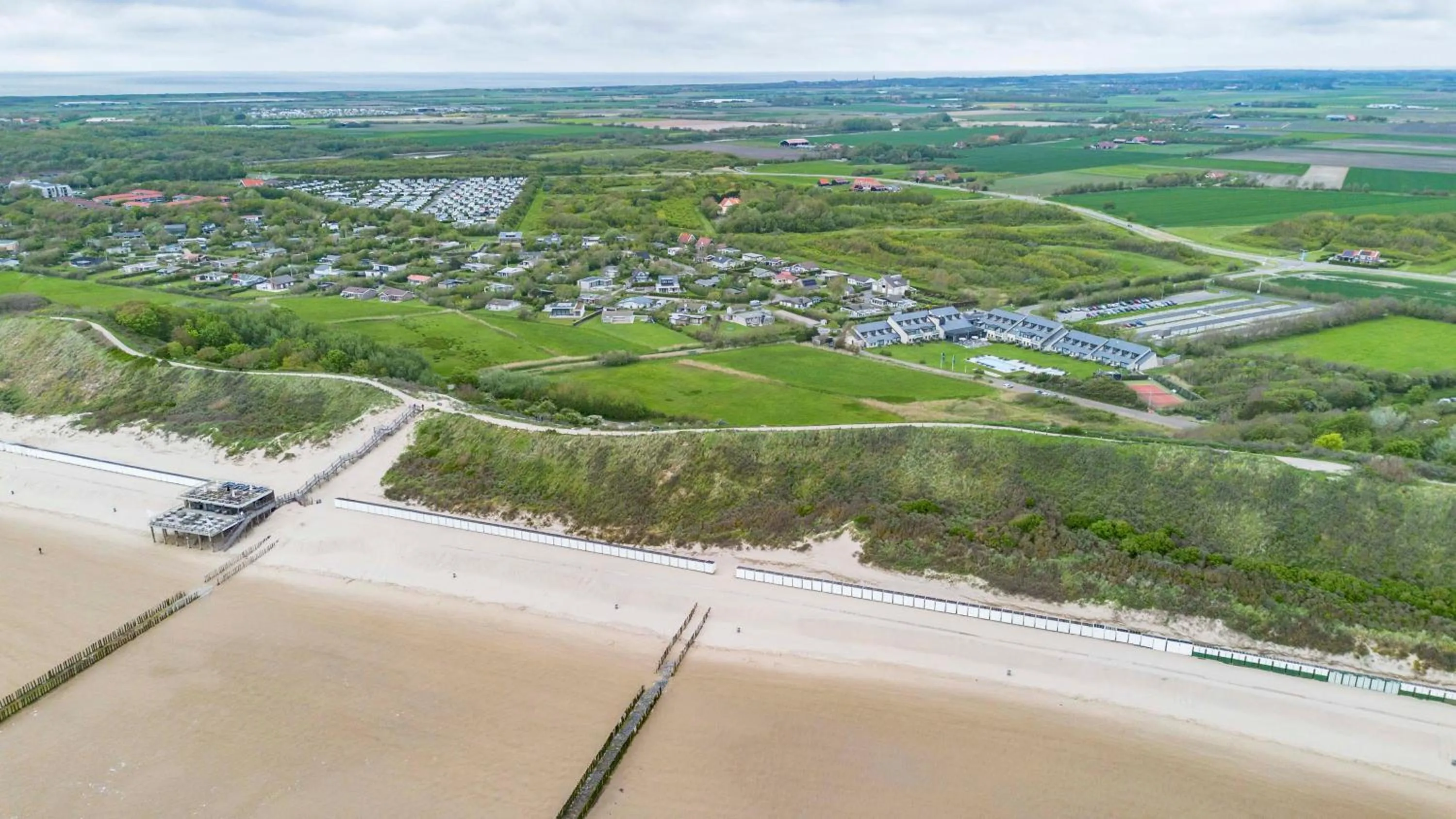 Bird's eye view in Fletcher Zuiderduin Beachhotel