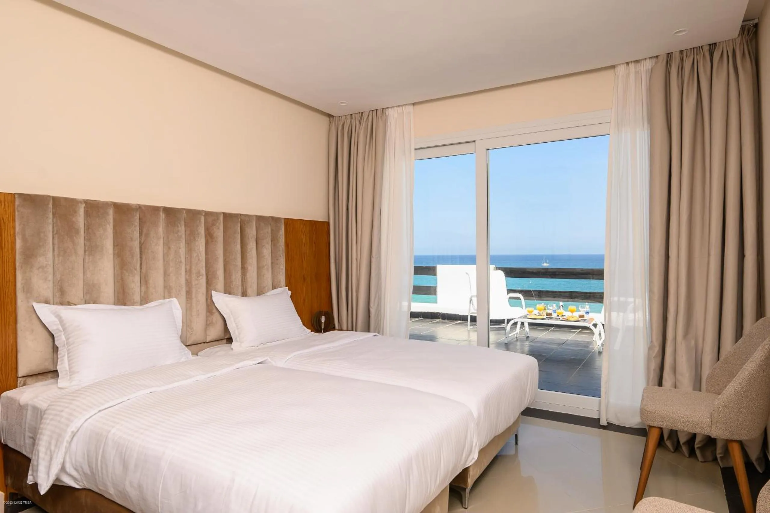 Bedroom, Bed in PLAYA DEL PACHA Suites Hotel