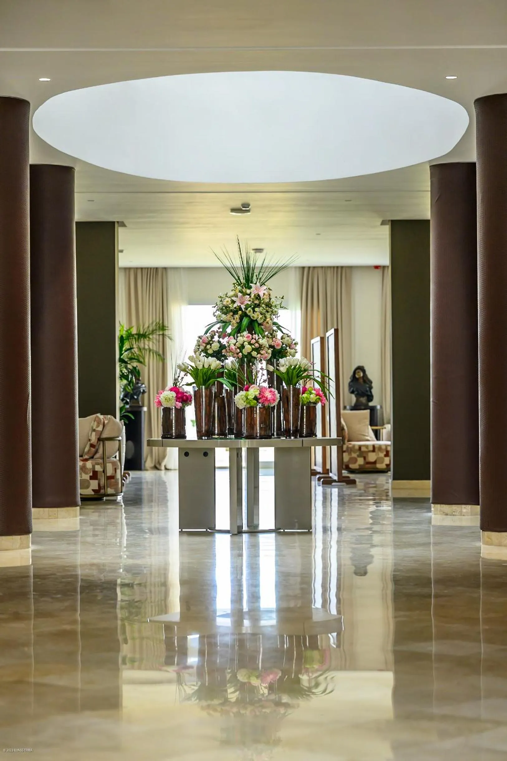 Lobby or reception in PLAYA DEL PACHA Suites Hotel