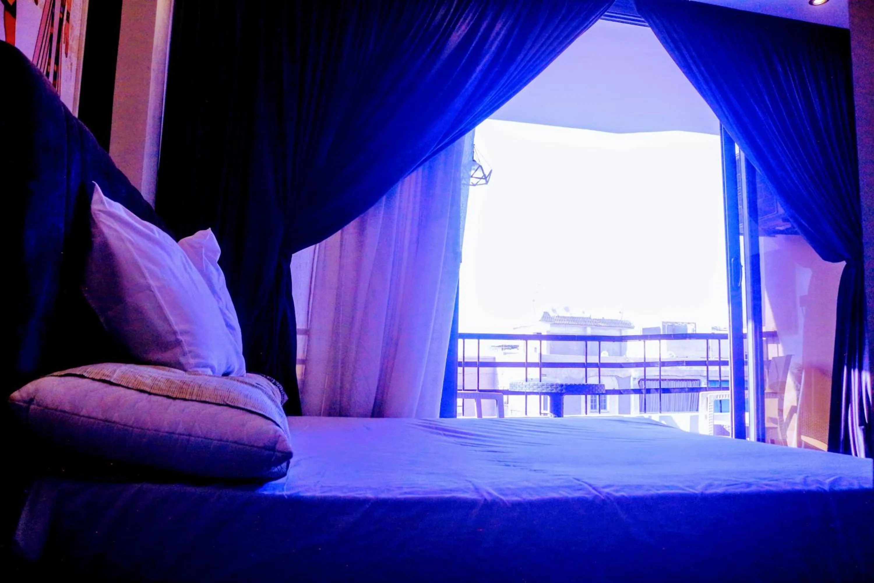 fabulous View pyramids inn