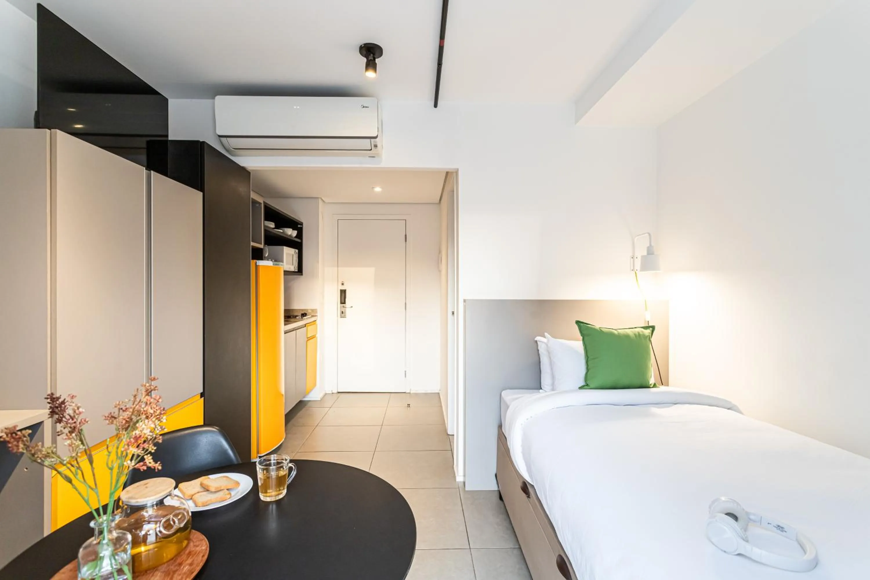 Bed in KASA by Viva - Prédio completo ao lado da Faria Lima