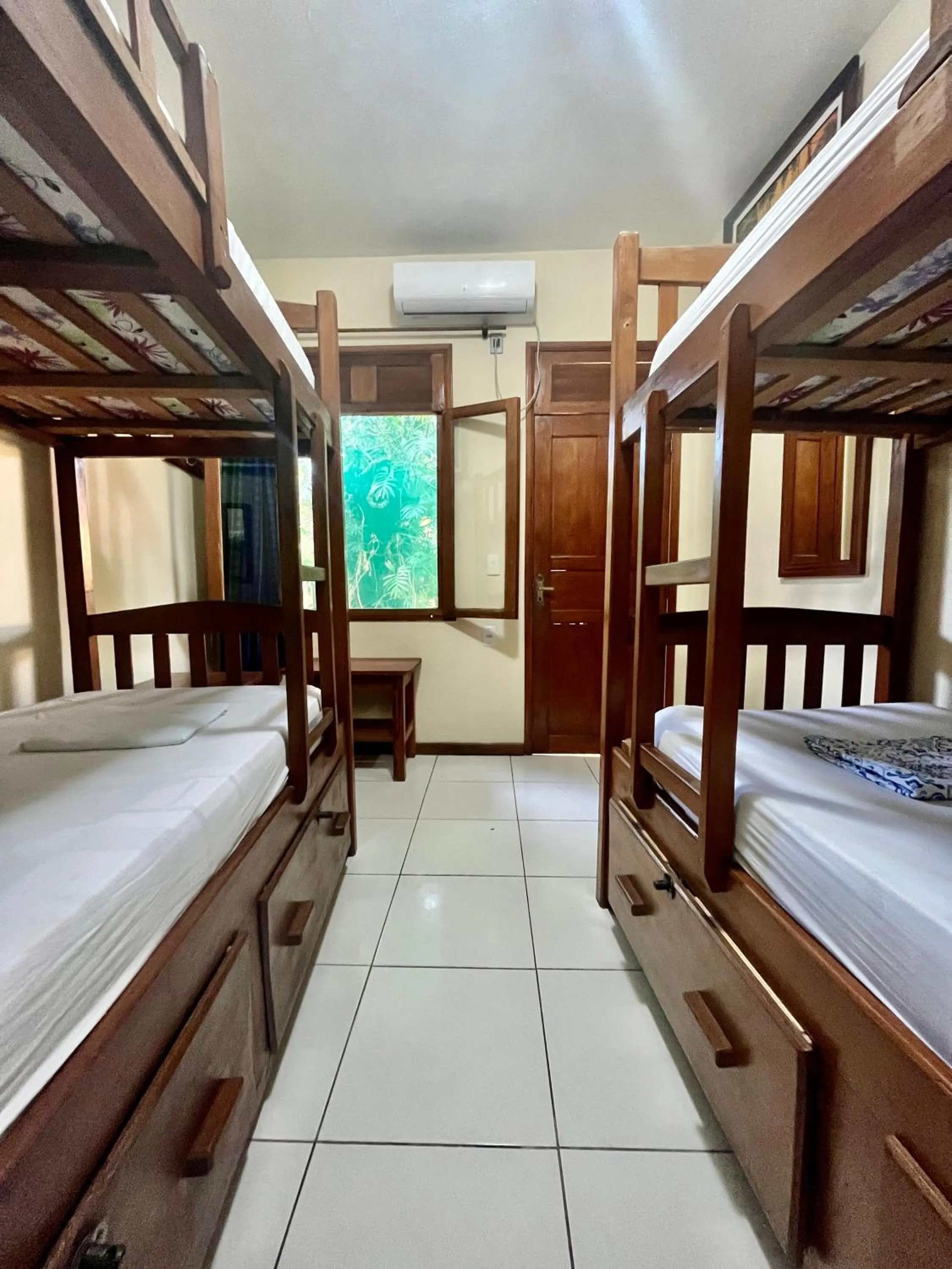 Bed in 4-Bed Female Dormitory Room in Hostel Manaus