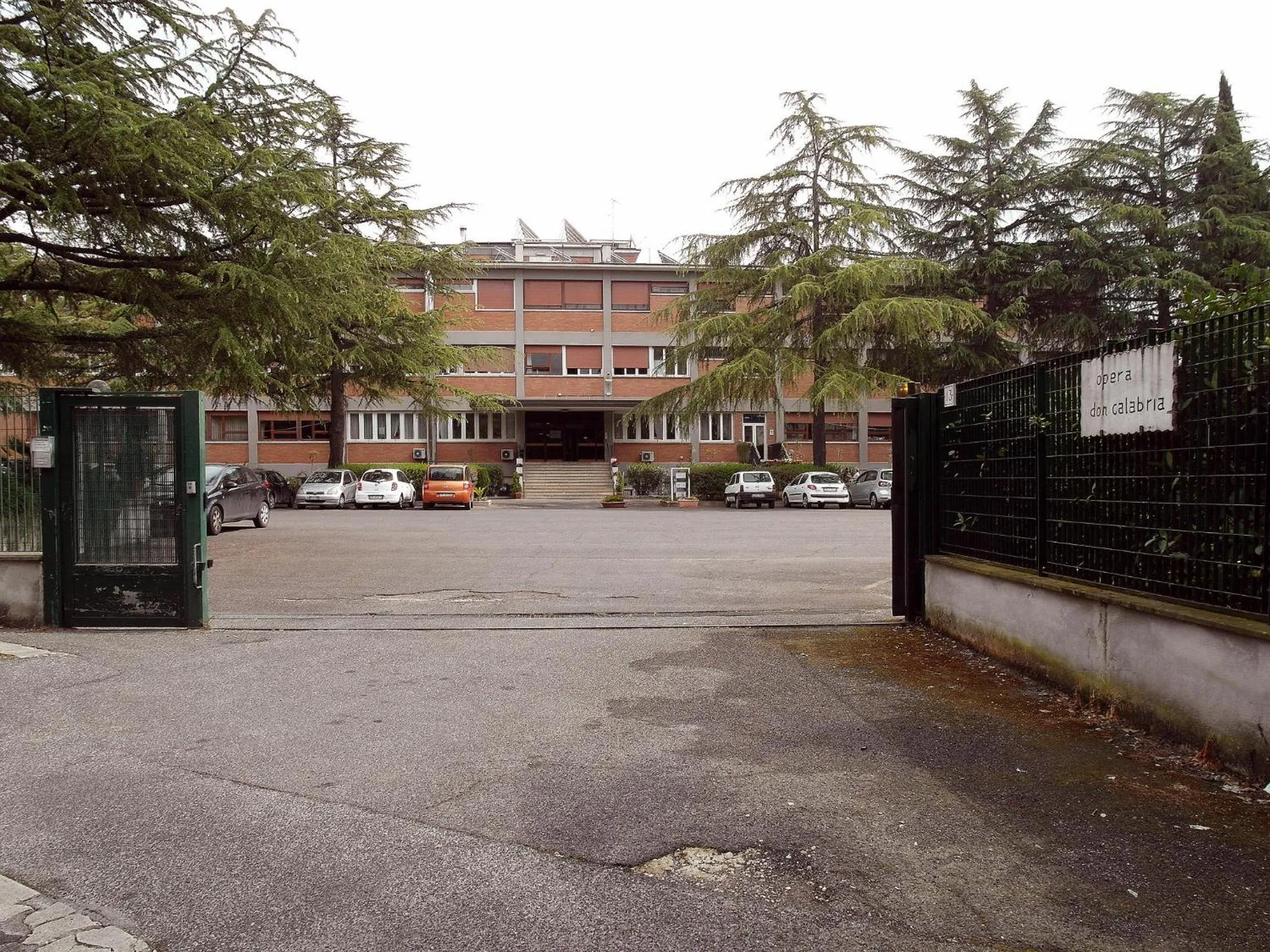 Facade/entrance in Casa per Ferie Opera Don Calabria