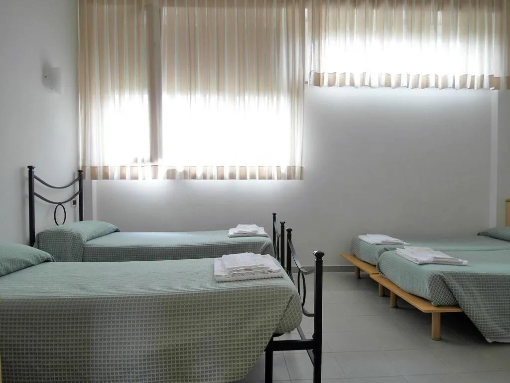 Bedroom, Bed in Casa per Ferie Opera Don Calabria