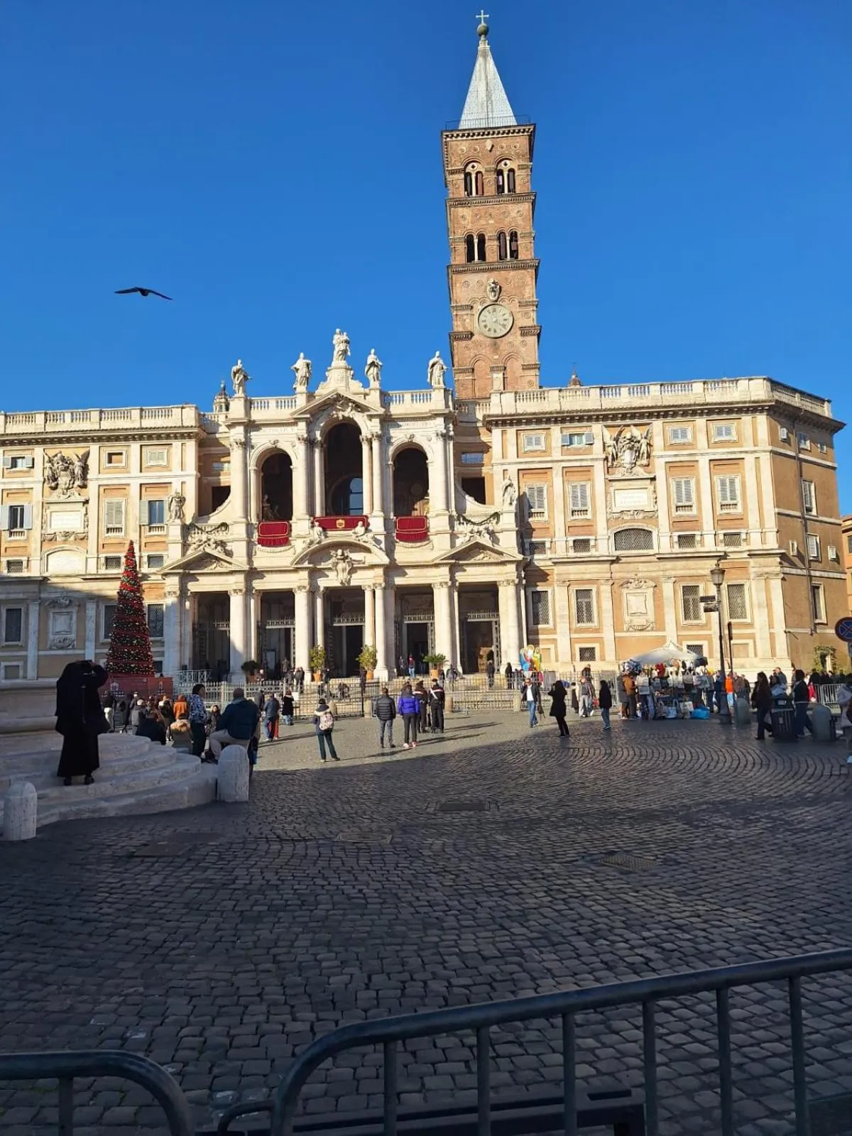 NASONI DI ROMA (VICINISSIMO BASILICA SAN GIOVANNI IN LATERANO)
