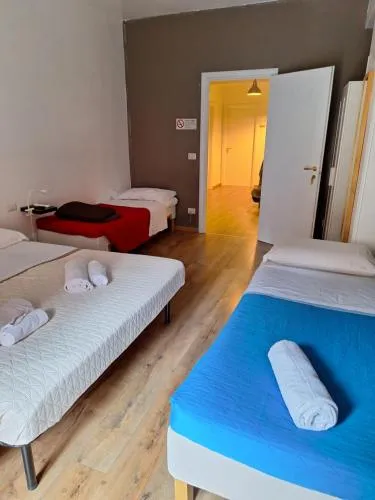 NASONI DI ROMA (VICINISSIMO BASILICA SAN GIOVANNI IN LATERANO)