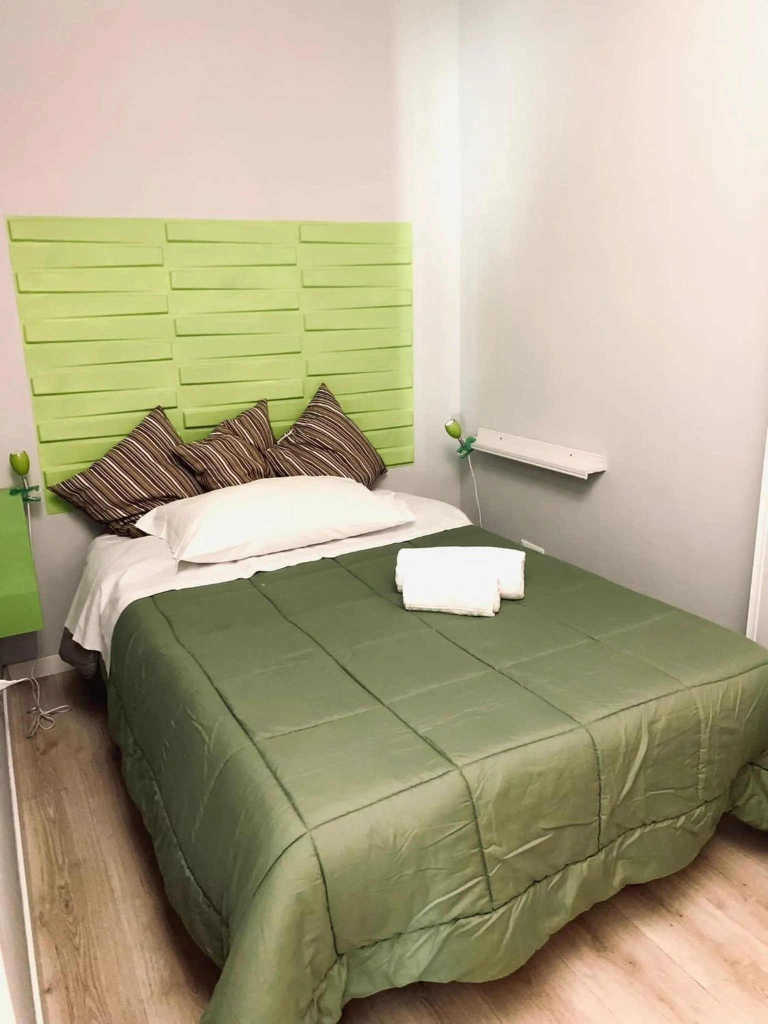 Bed in NASONI DI ROMA (VICINISSIMO BASILICA SAN GIOVANNI IN LATERANO)
