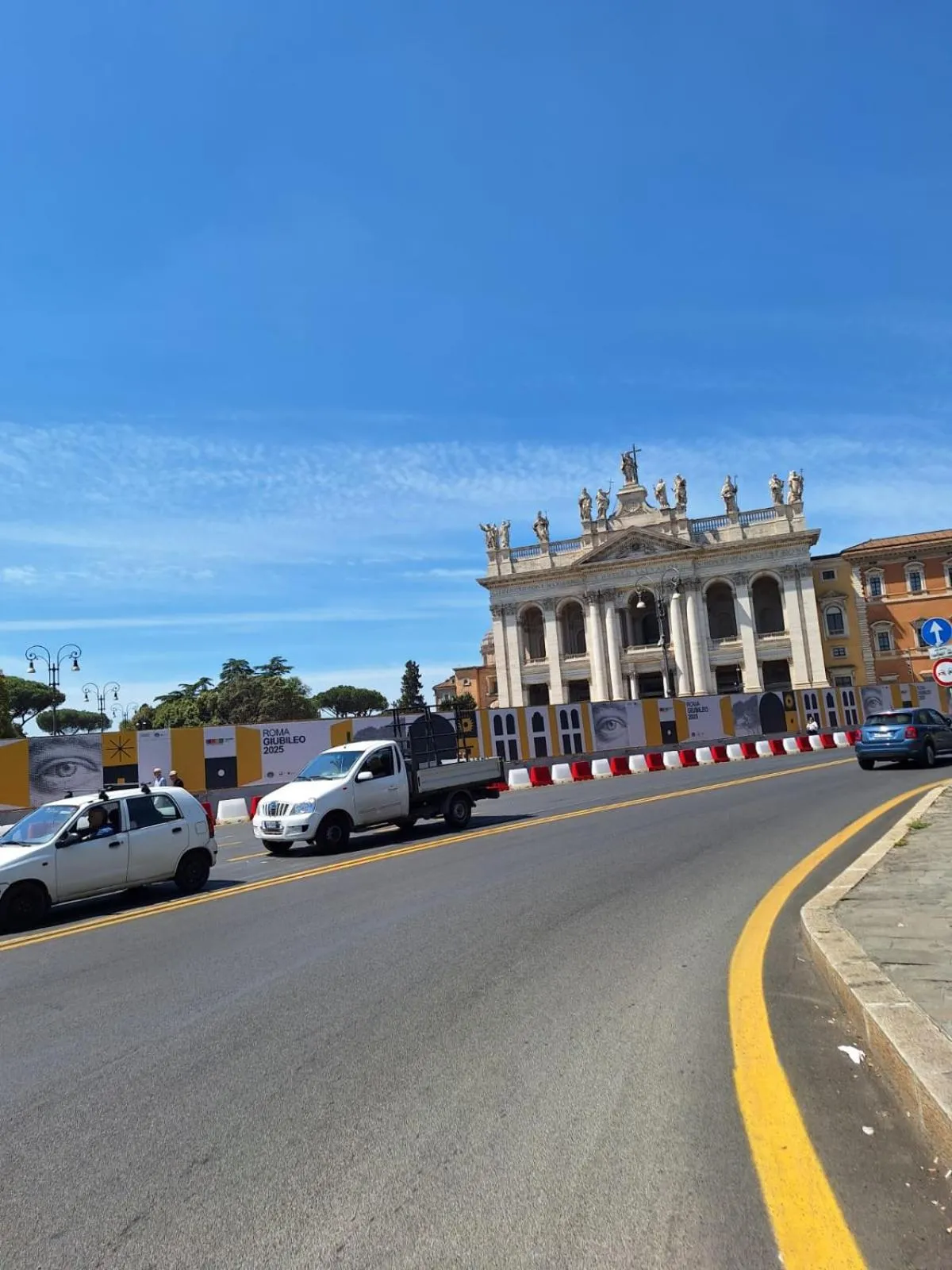 NASONI DI ROMA (VICINISSIMO BASILICA SAN GIOVANNI IN LATERANO)