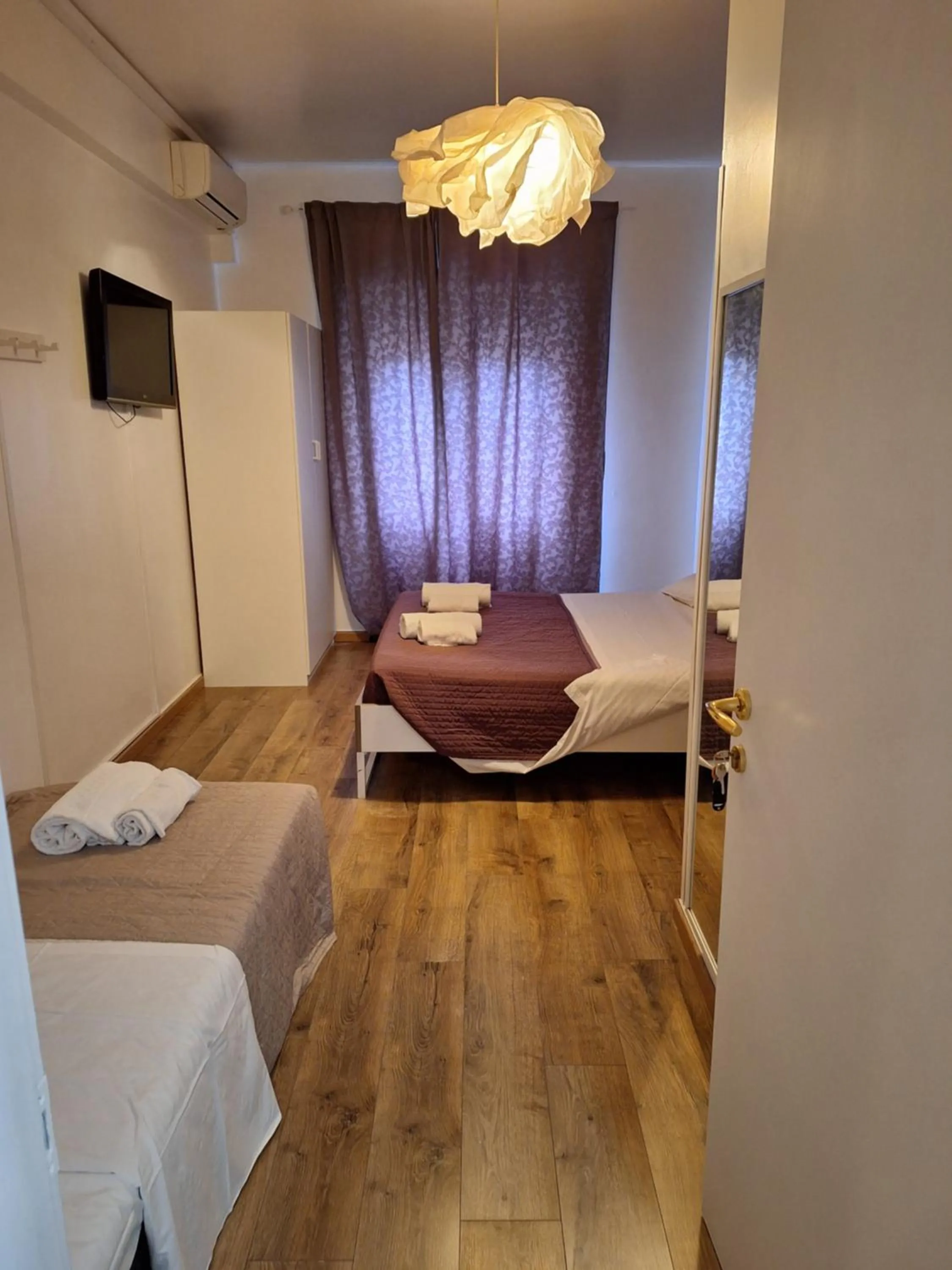 Bed in NASONI DI ROMA (VICINISSIMO BASILICA SAN GIOVANNI IN LATERANO)