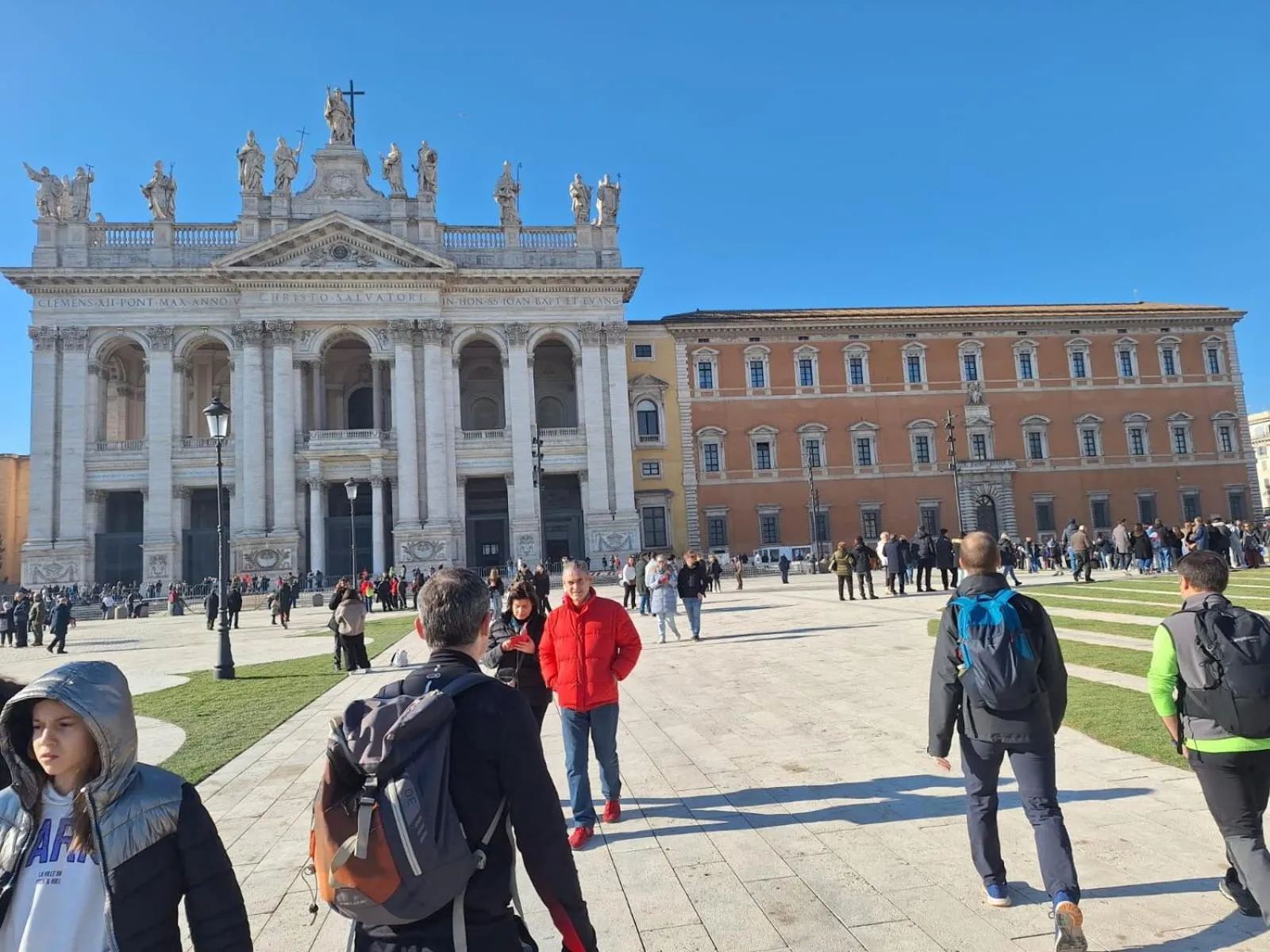 NASONI DI ROMA (VICINISSIMO BASILICA SAN GIOVANNI IN LATERANO)
