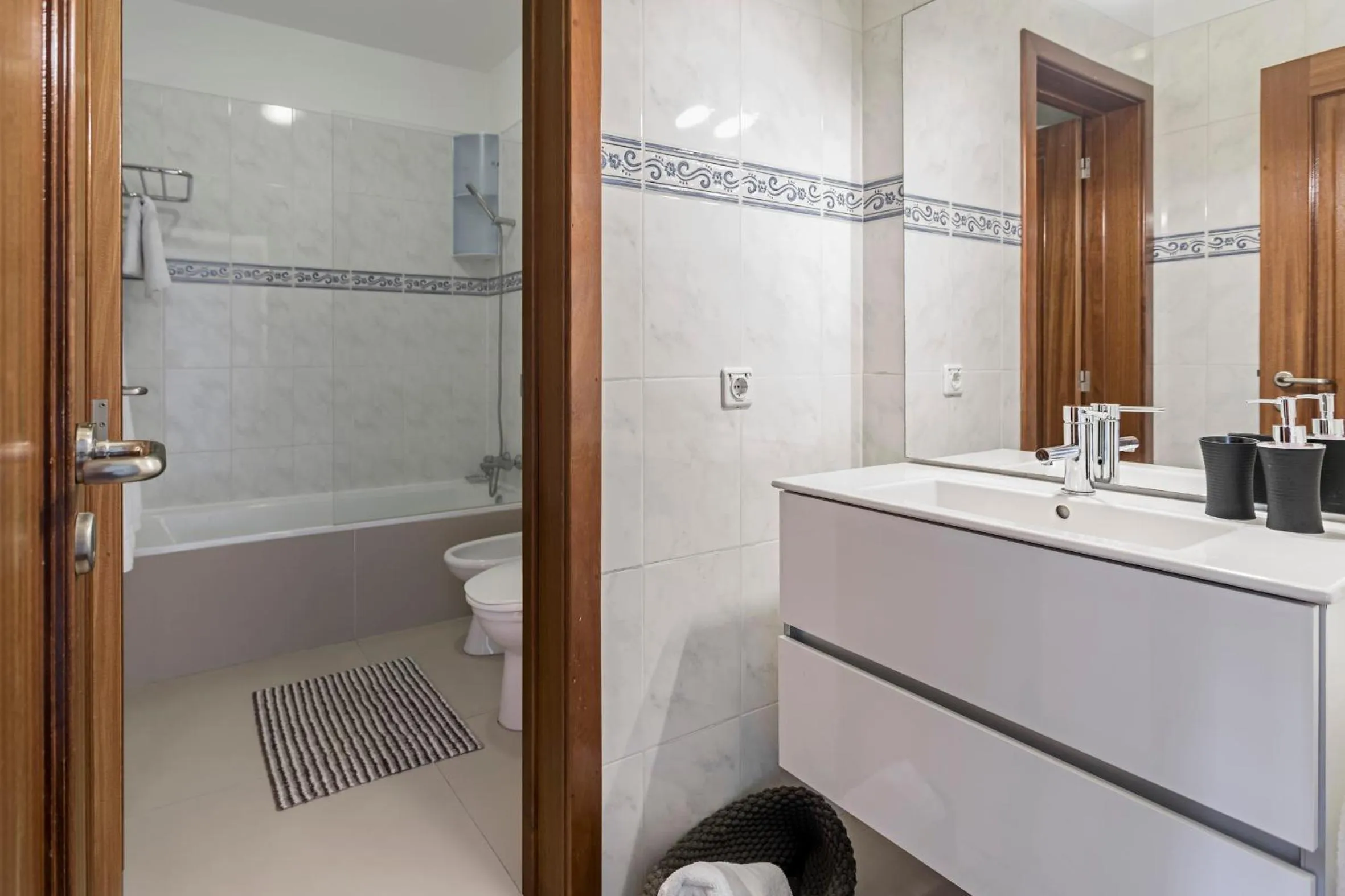 Shower in Achada I by An Island Apart