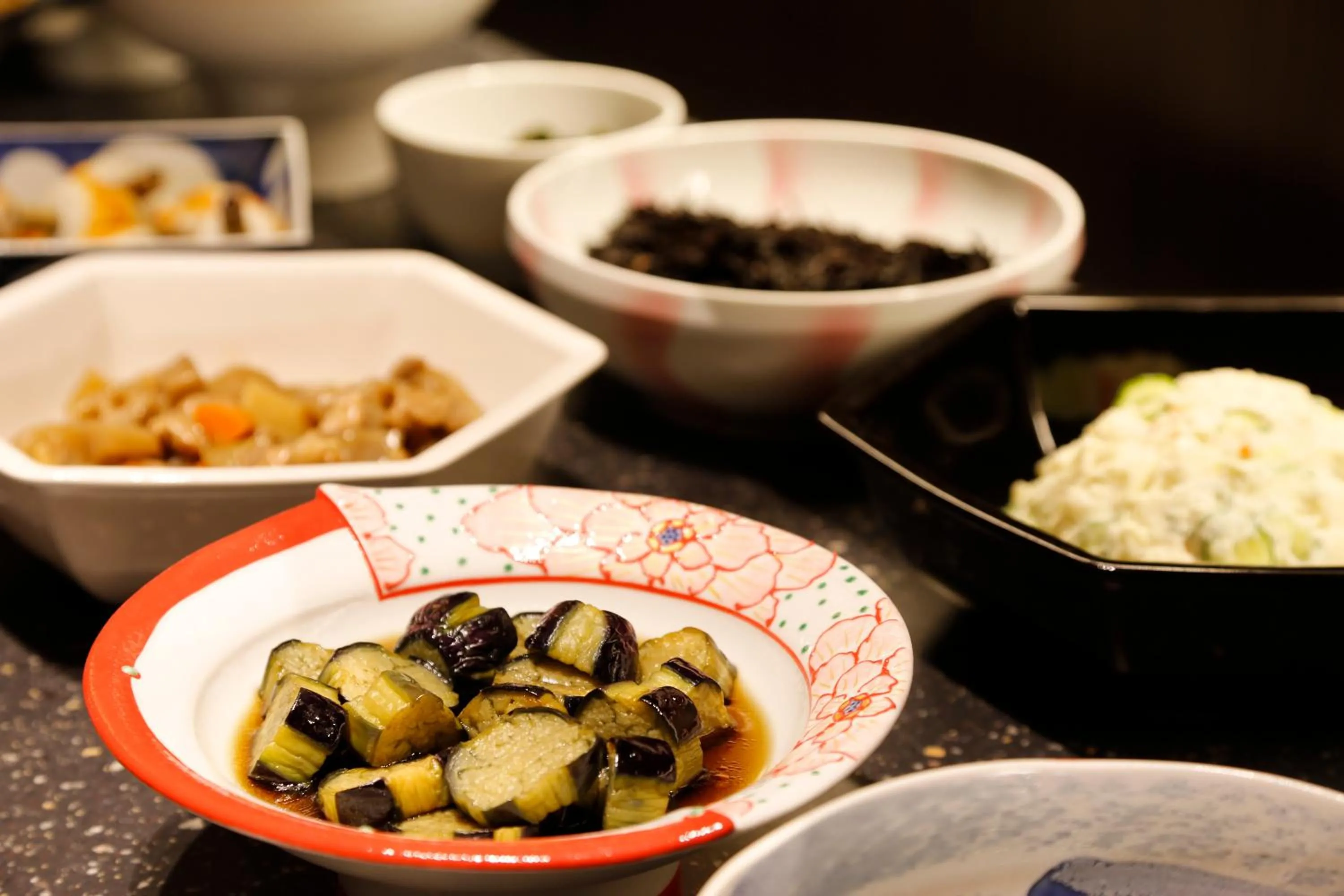 Breakfast in Awaji Hamarikyu