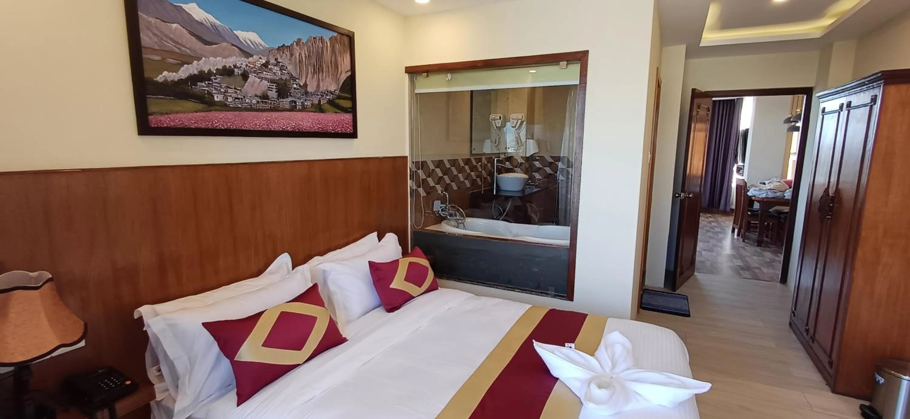 Bed in Hotel Yakroo Manang