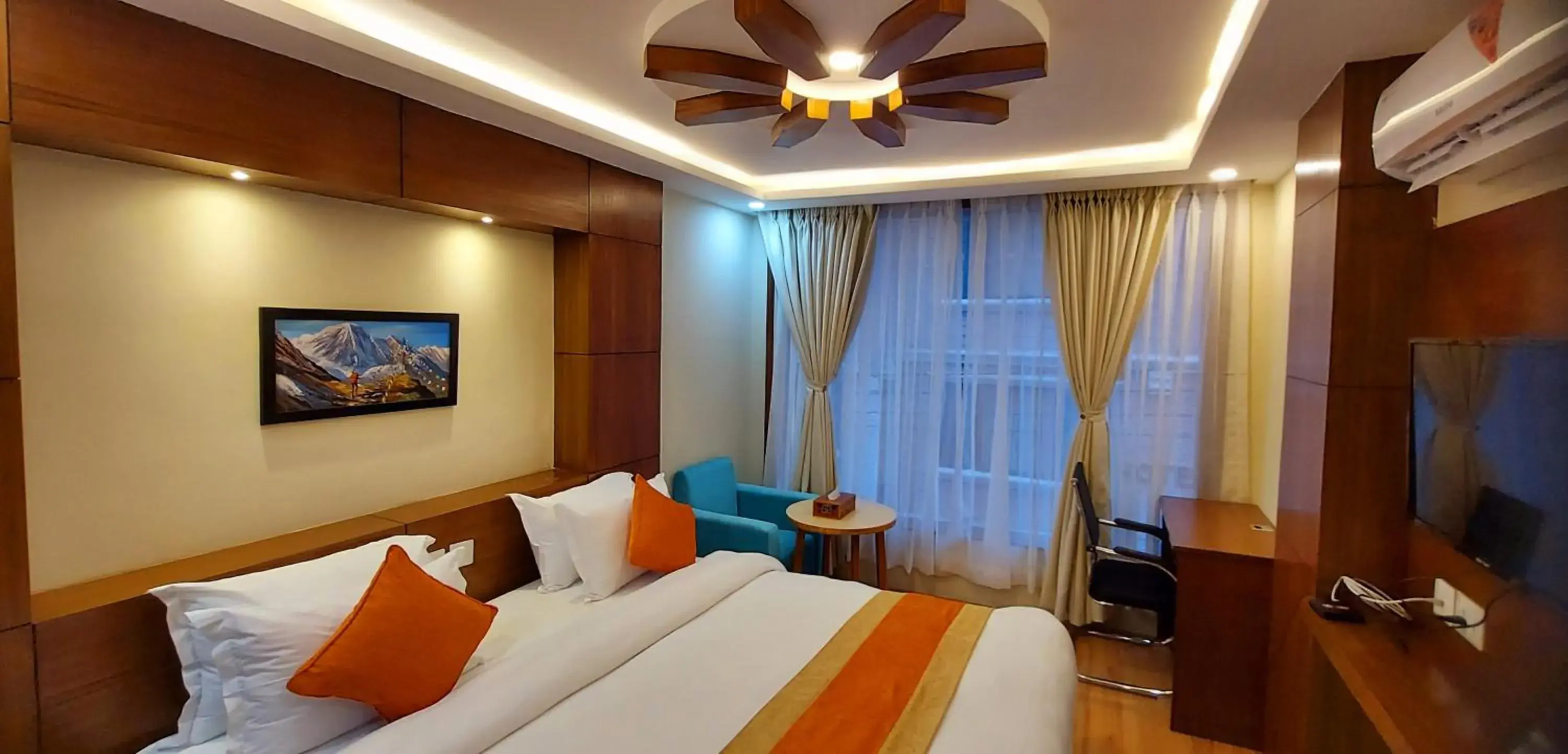 Deluxe Double or Twin Room in Hotel Yakroo Manang Deluxe Double or Twin Room in Hotel Yakroo Manang