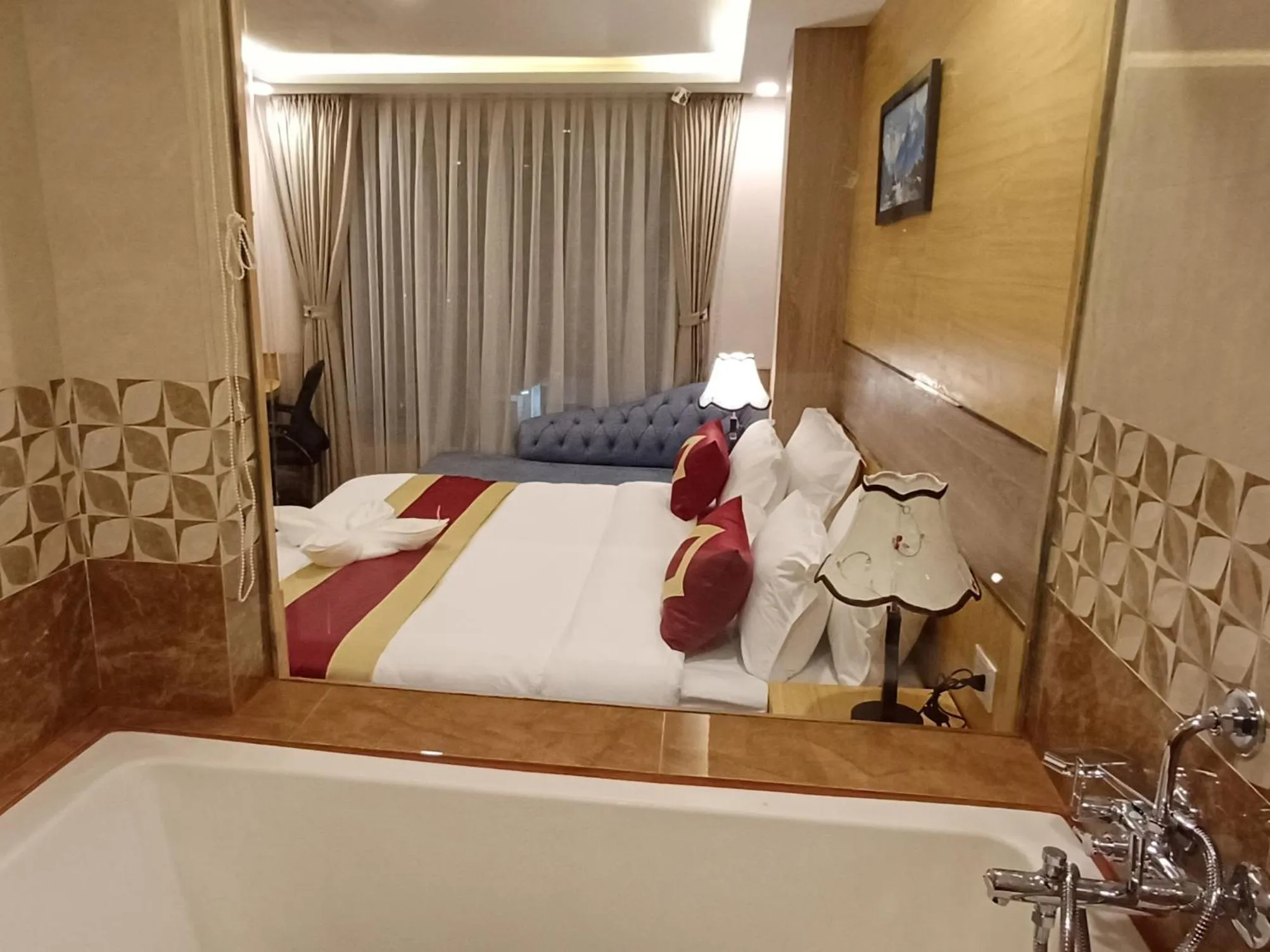 Bed in Hotel Yakroo Manang