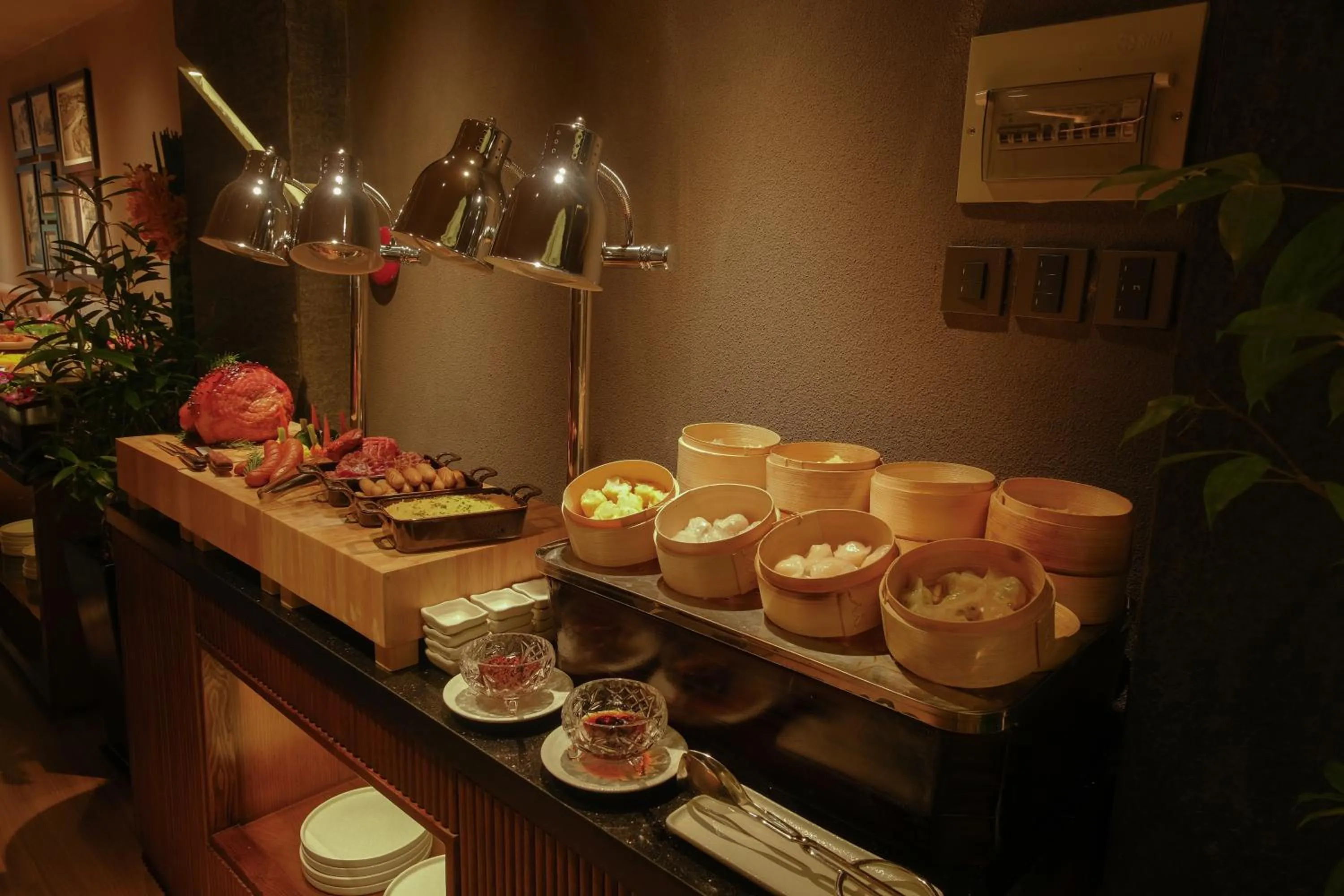 Food and drinks in Silverland Sakyo Hotel