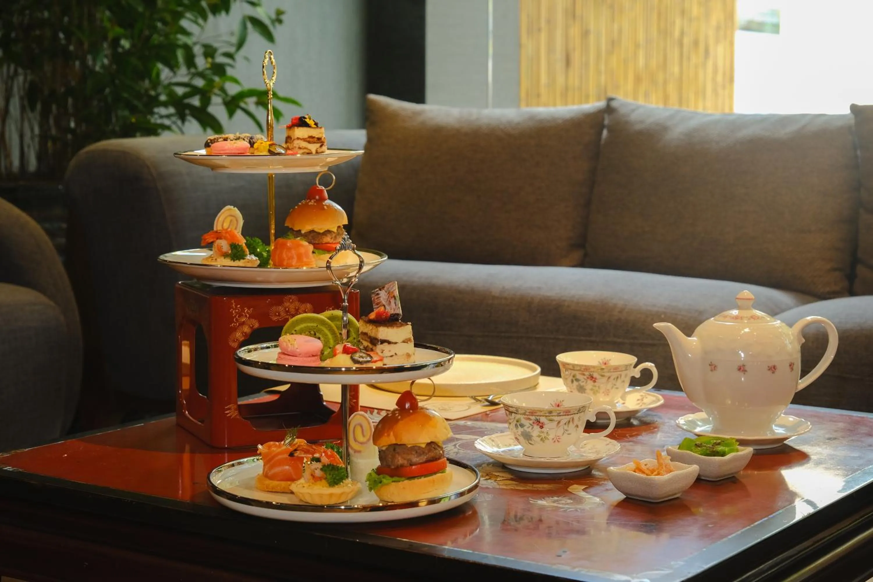 Food and drinks in Silverland Sakyo Hotel