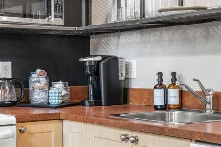 The Pastel I Closest Available Airbnb To Stampede