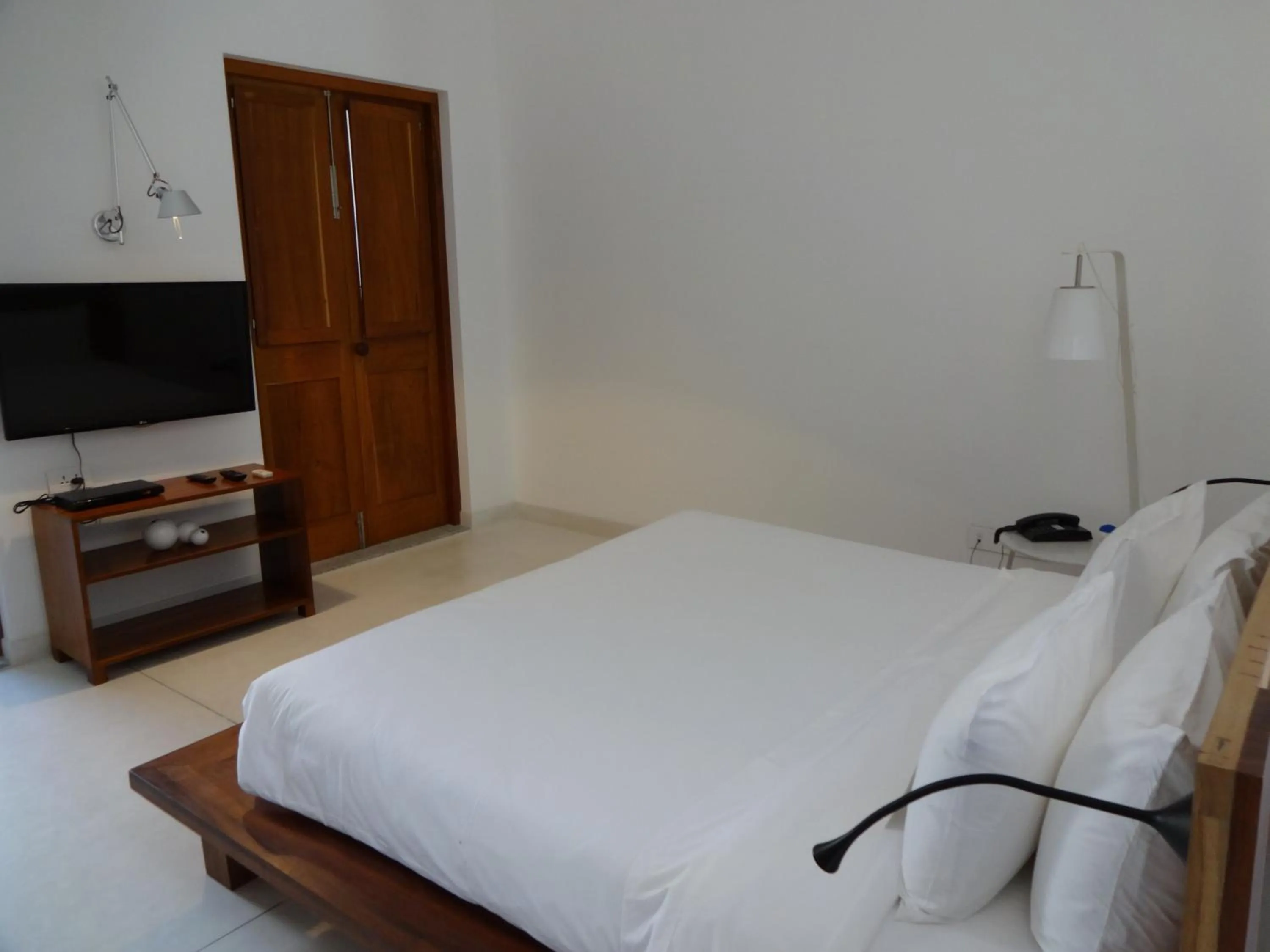 TV and multimedia, Bed in La Villa