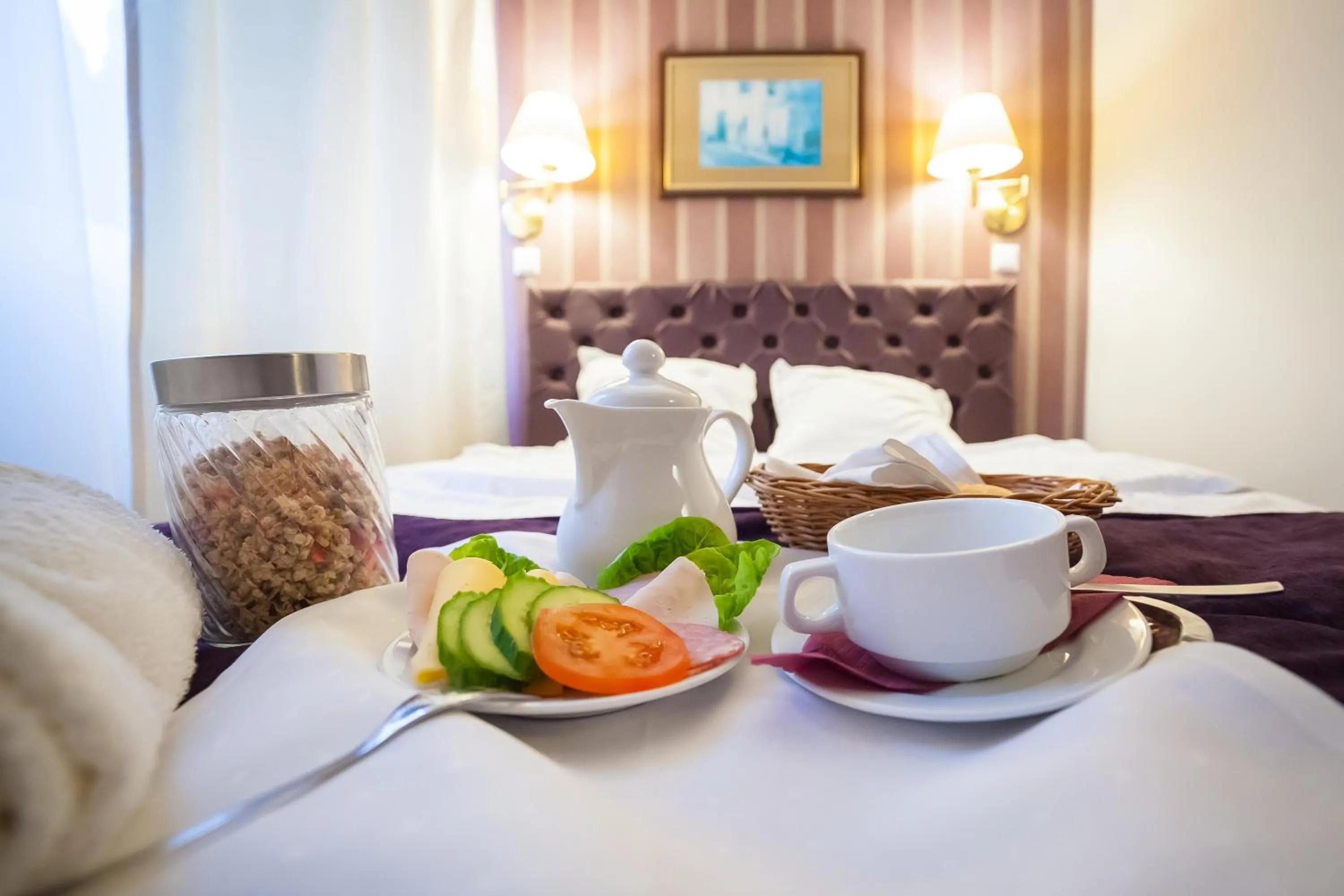 Food, Bed in Hotel Europejski