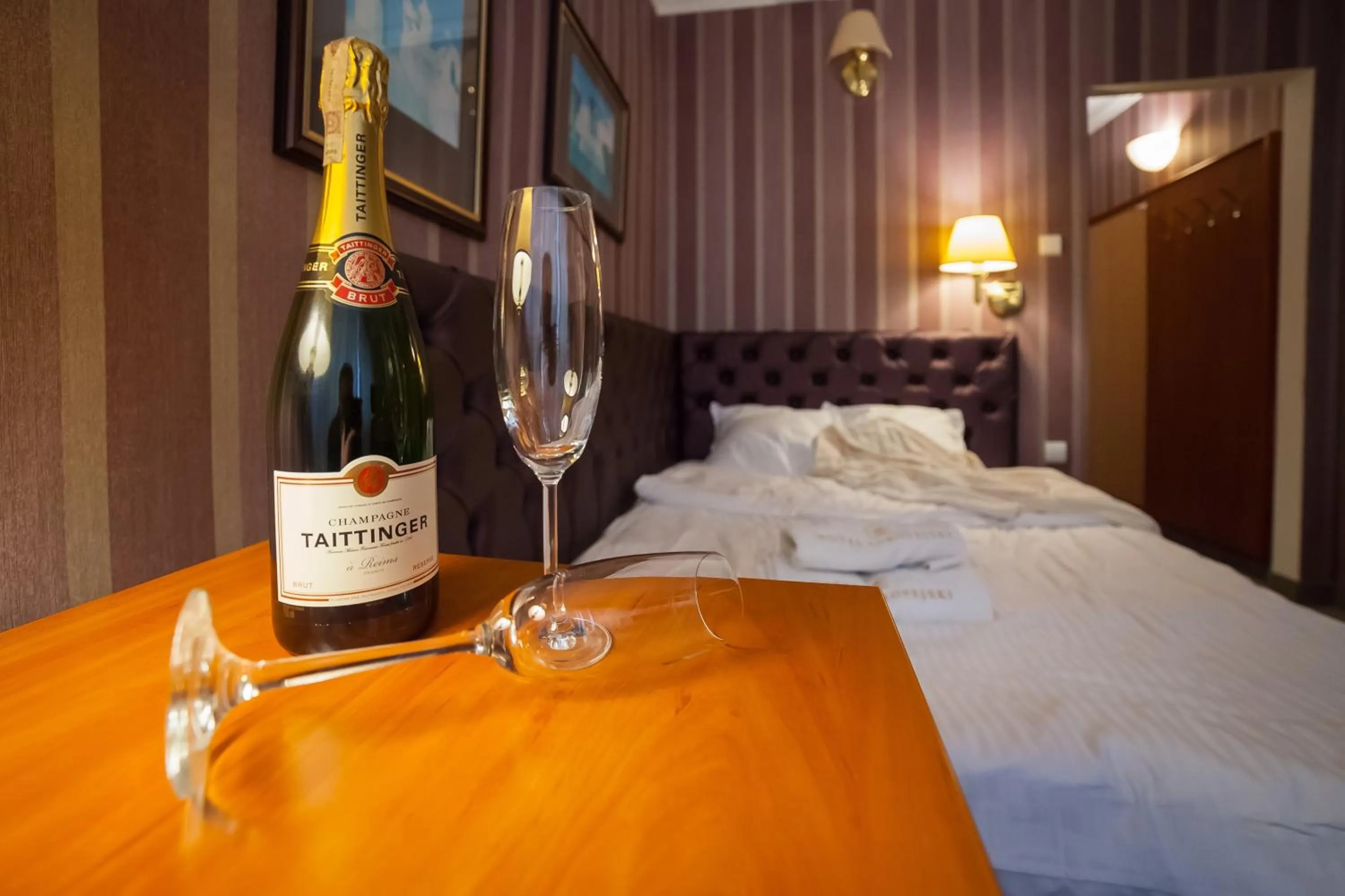 View (from property/room), Bed in Hotel Europejski