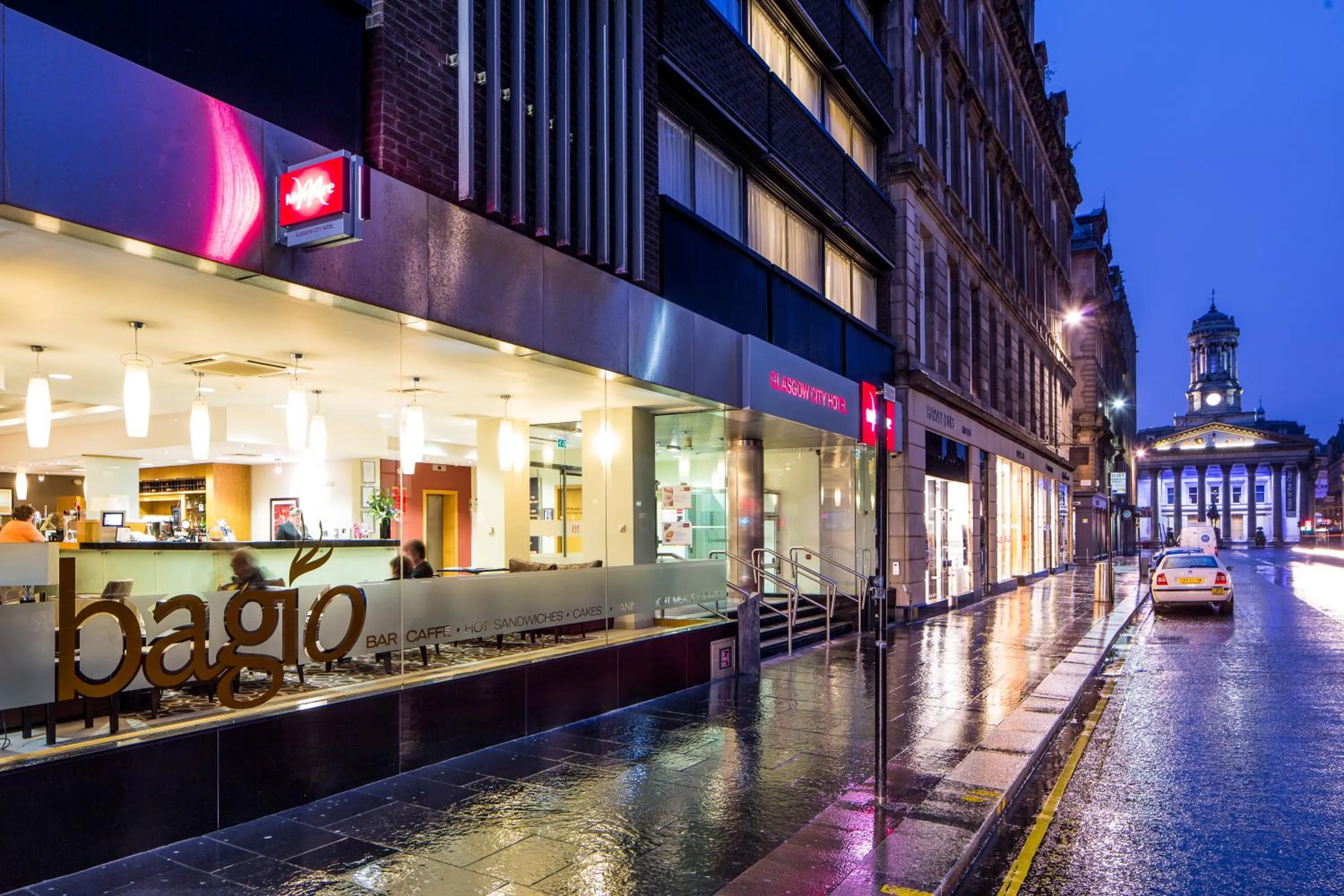 Property building in Mercure Glasgow City Hotel