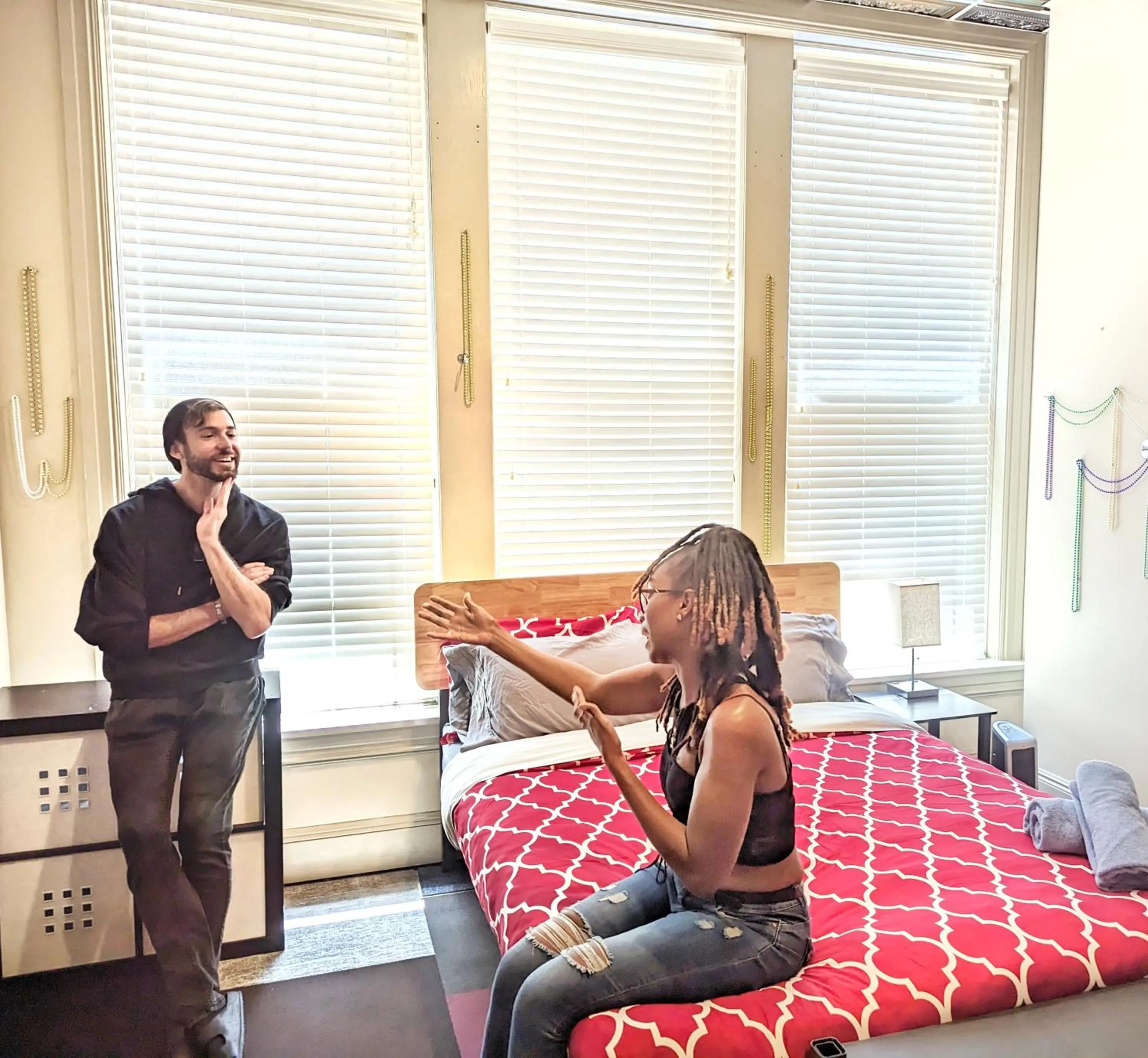 Bed in City House New Orleans Samesun