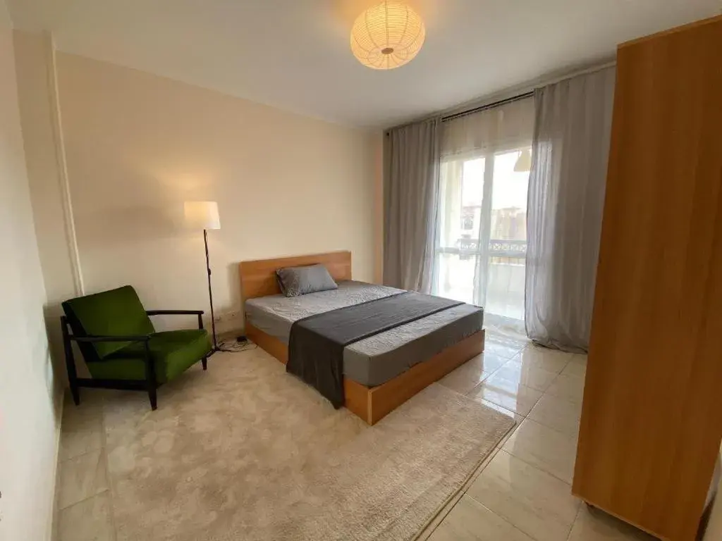 Deluxe Double Room with Balcony - single occupancy in Madinaty Hotel Deluxe Double Room with Balcony - single occupancy in Madinaty Hotel