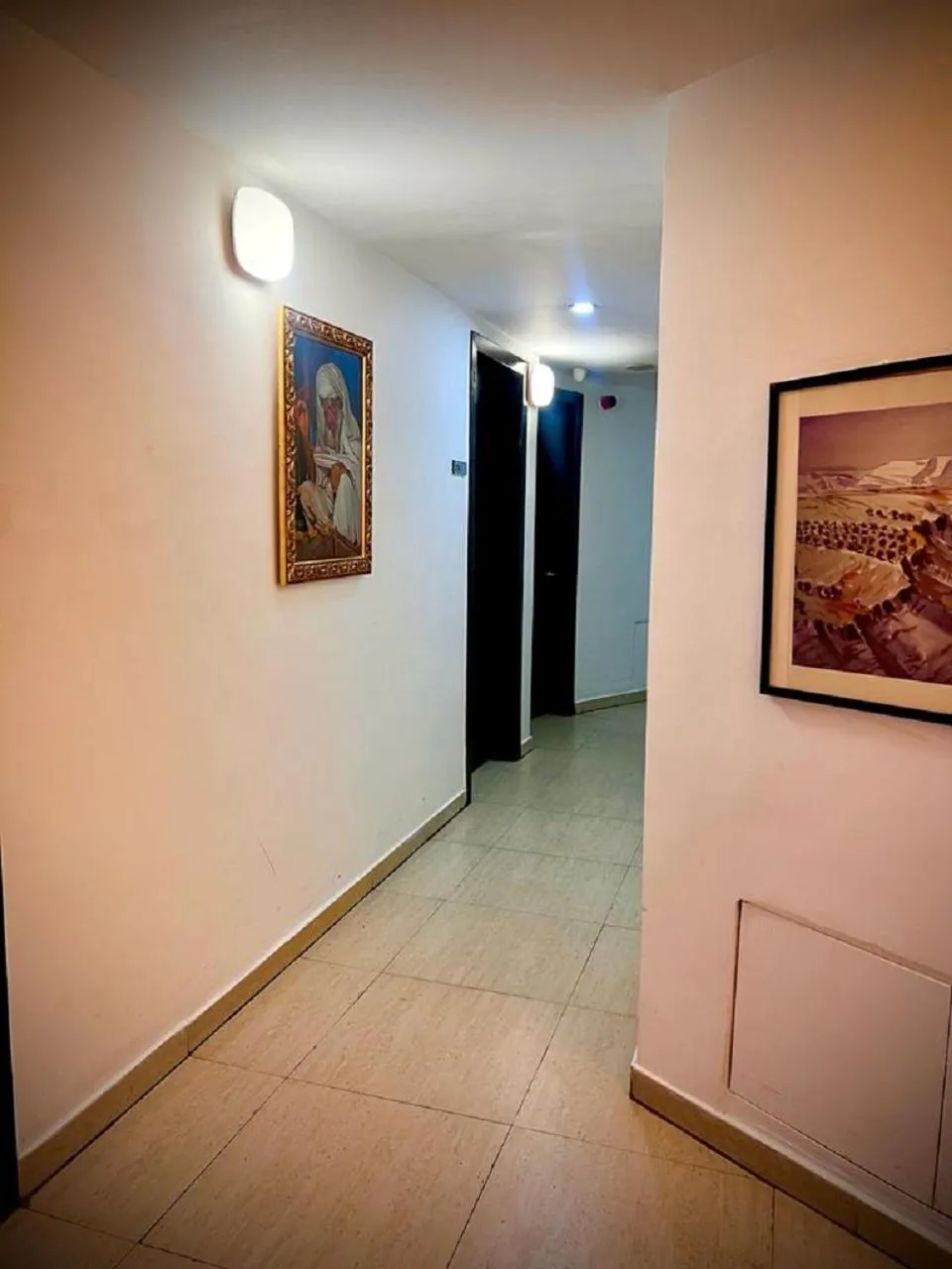 Property building in Art Hotel Downtown