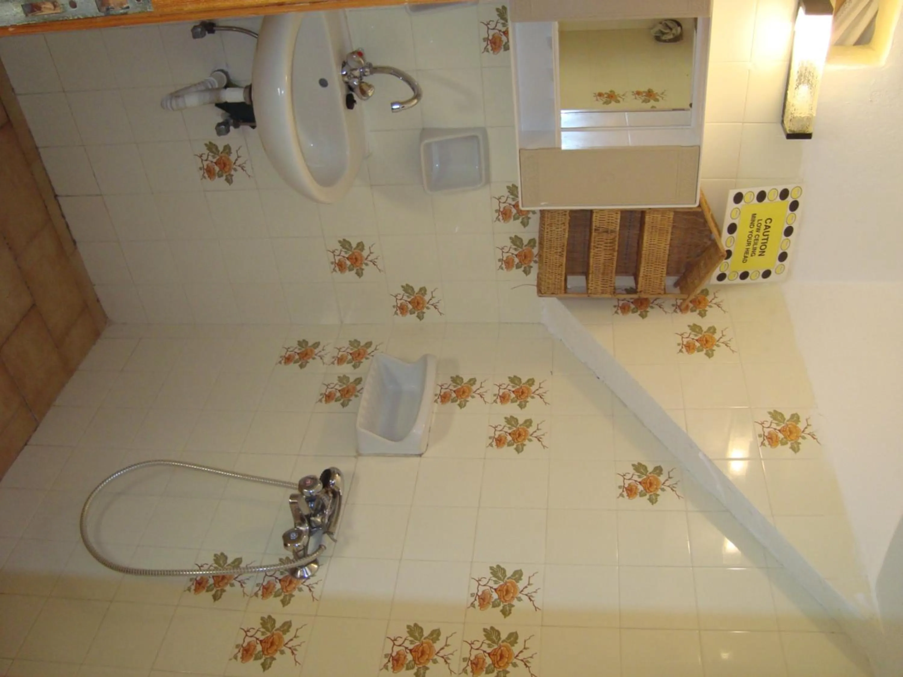 Bathroom in George's Apartments