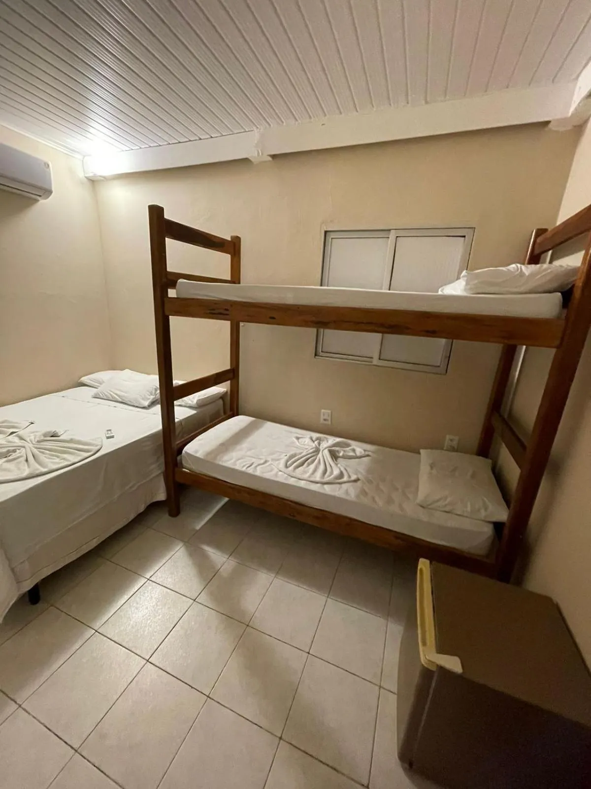 Photo of the whole room, Bed in Morro de São Paulo Hospedagens