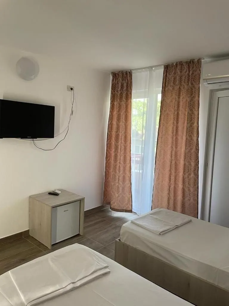 Bed in Complex Marea Neagra