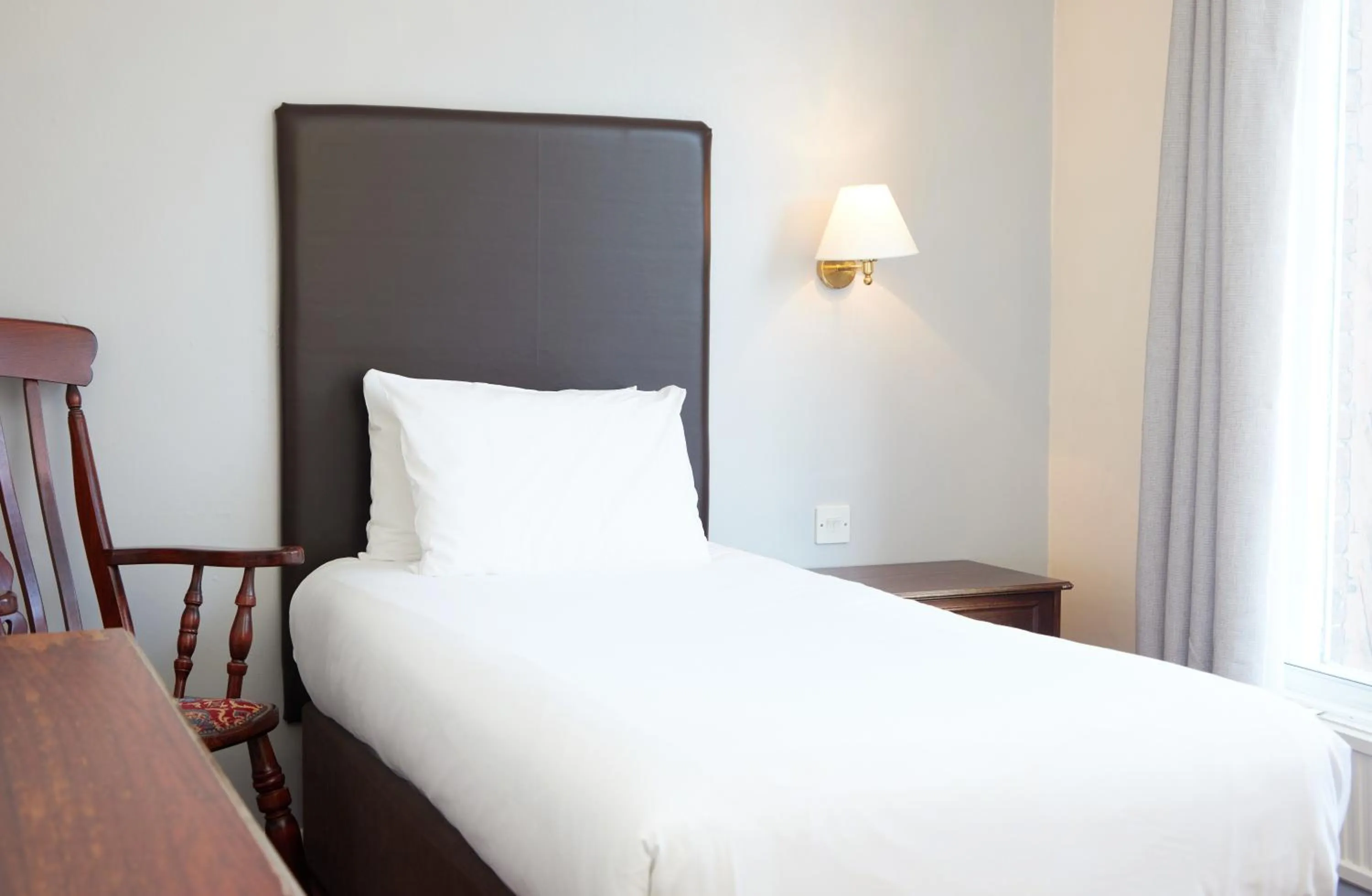 Bed in Bear Hotel by Greene King Inns