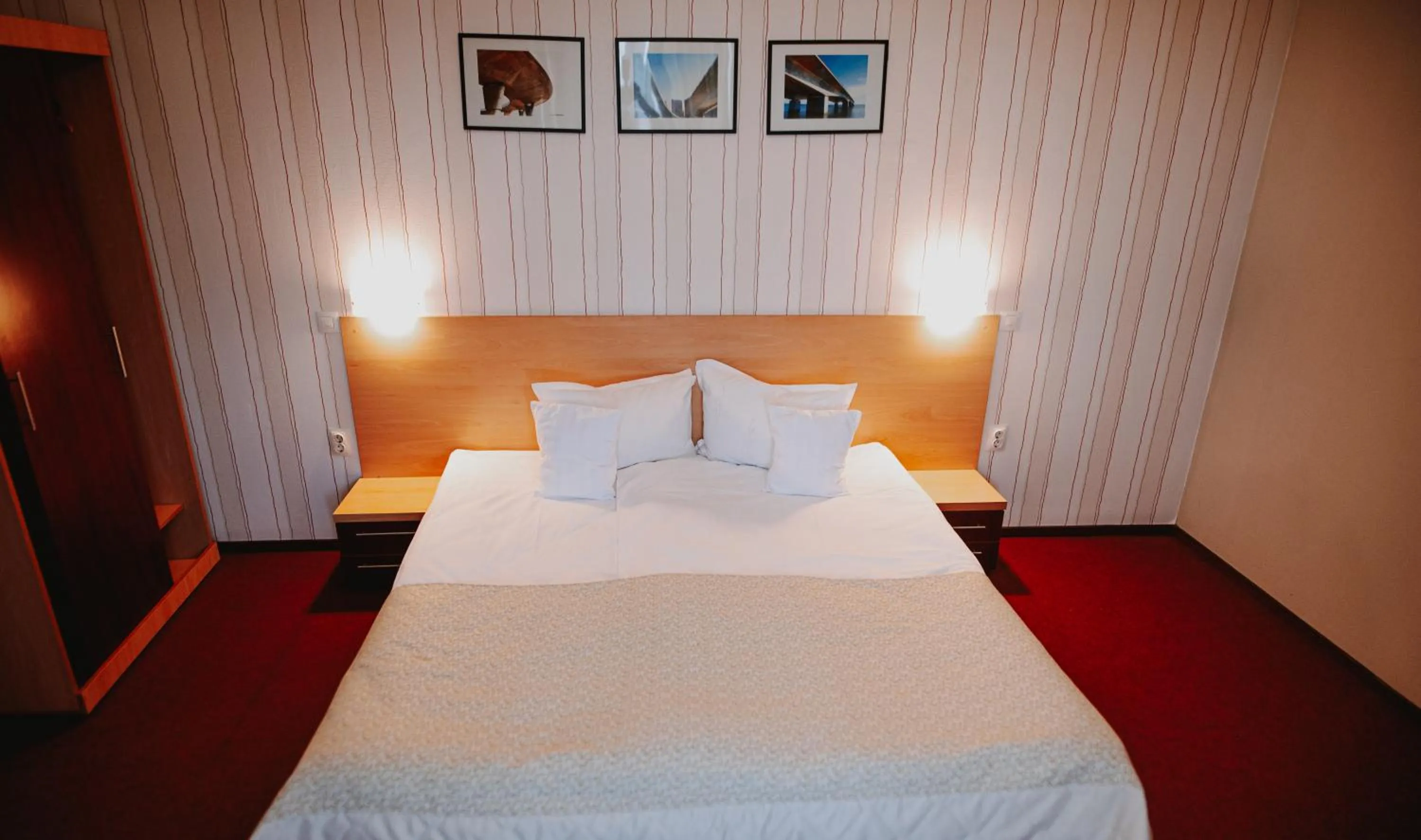 Bed in Hotel Concrete