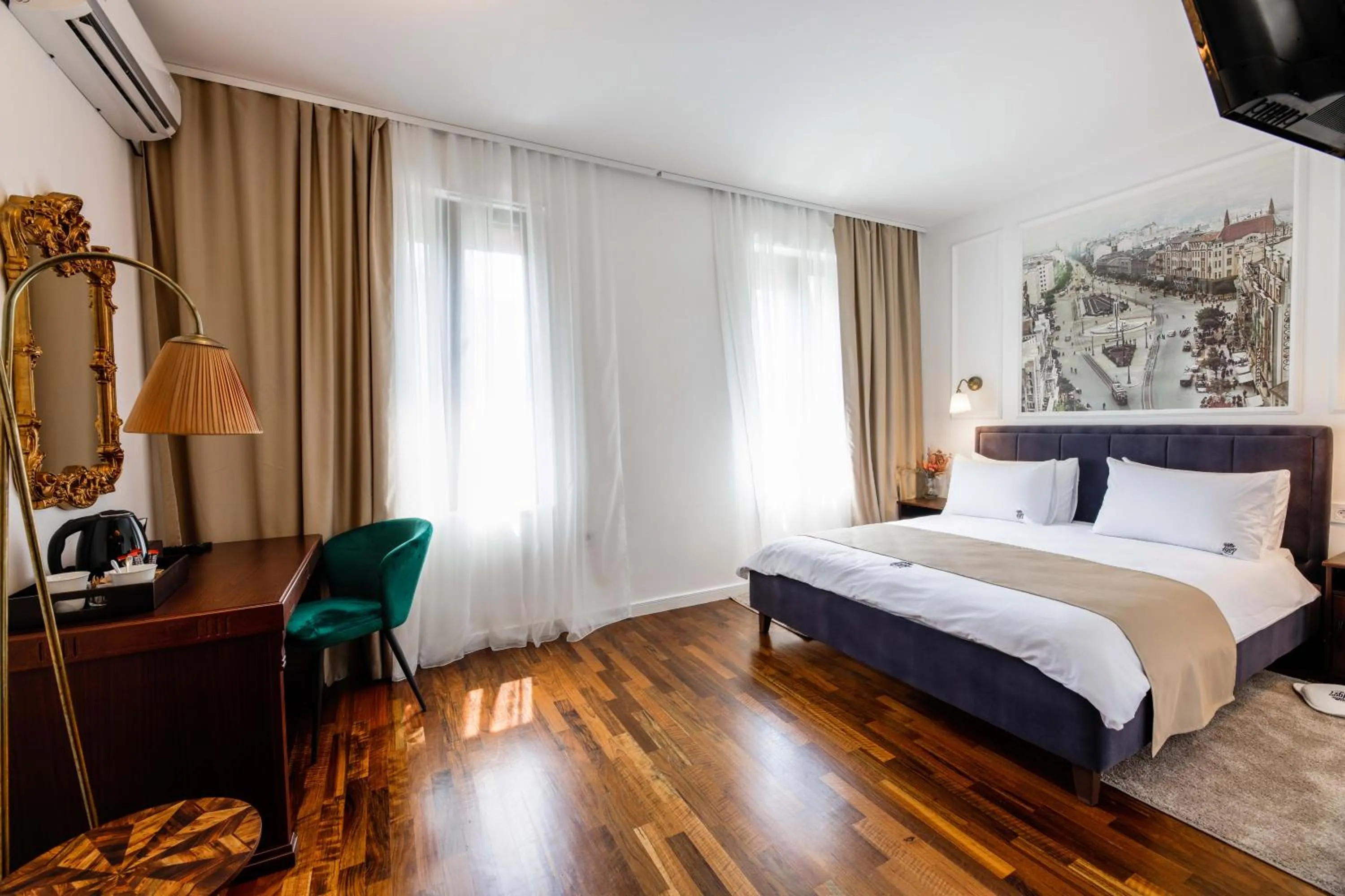 Photo of the whole room, Bed in Villa 1927