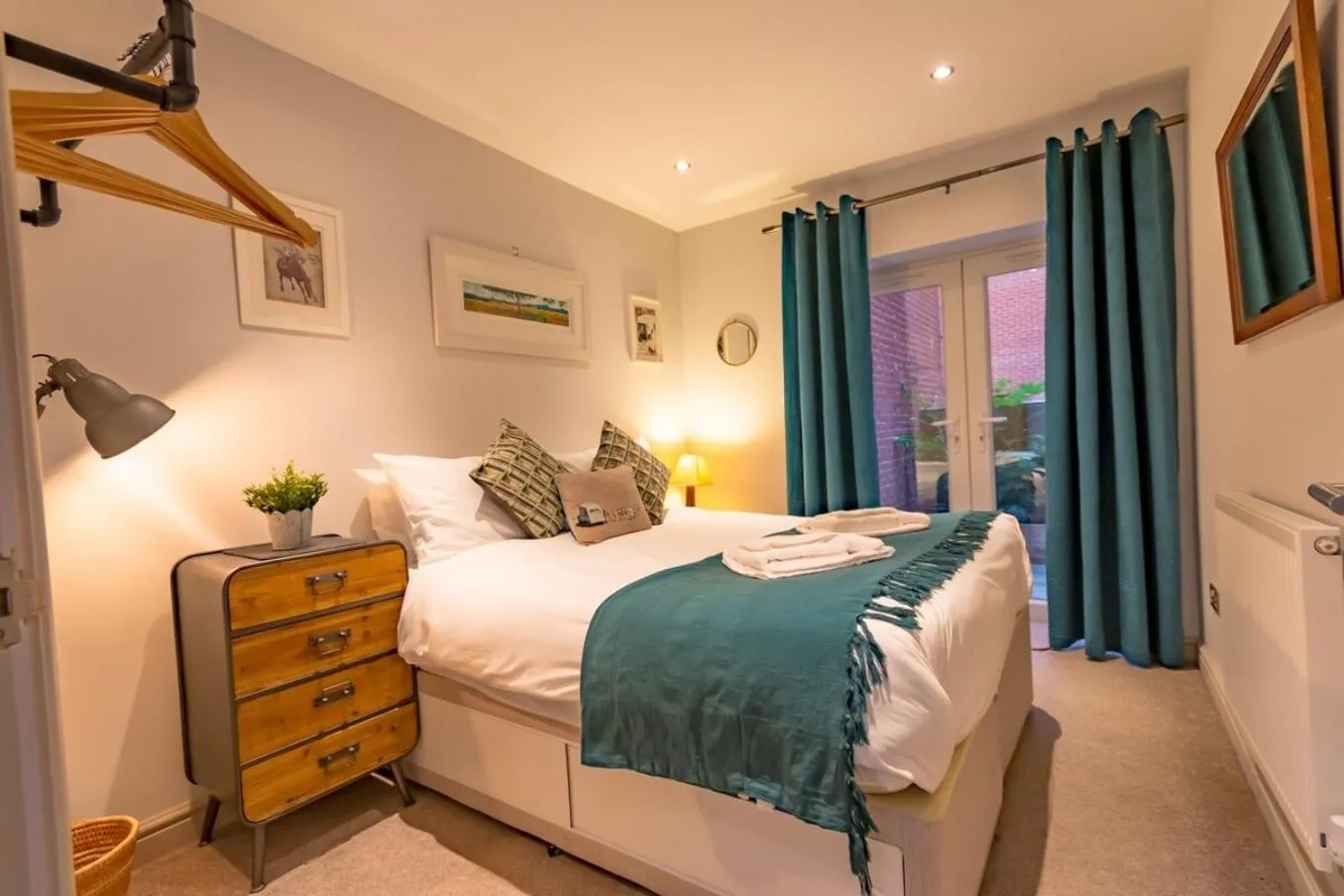 Bed in Walpole Bay 2 bed Stunning Garden Apt By Adliv