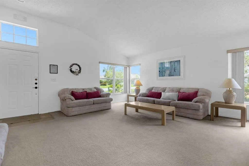 2974 Viscount Villa 3bed+ Pool&Spa