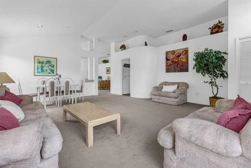 2974 Viscount Villa 3bed+ Pool&Spa