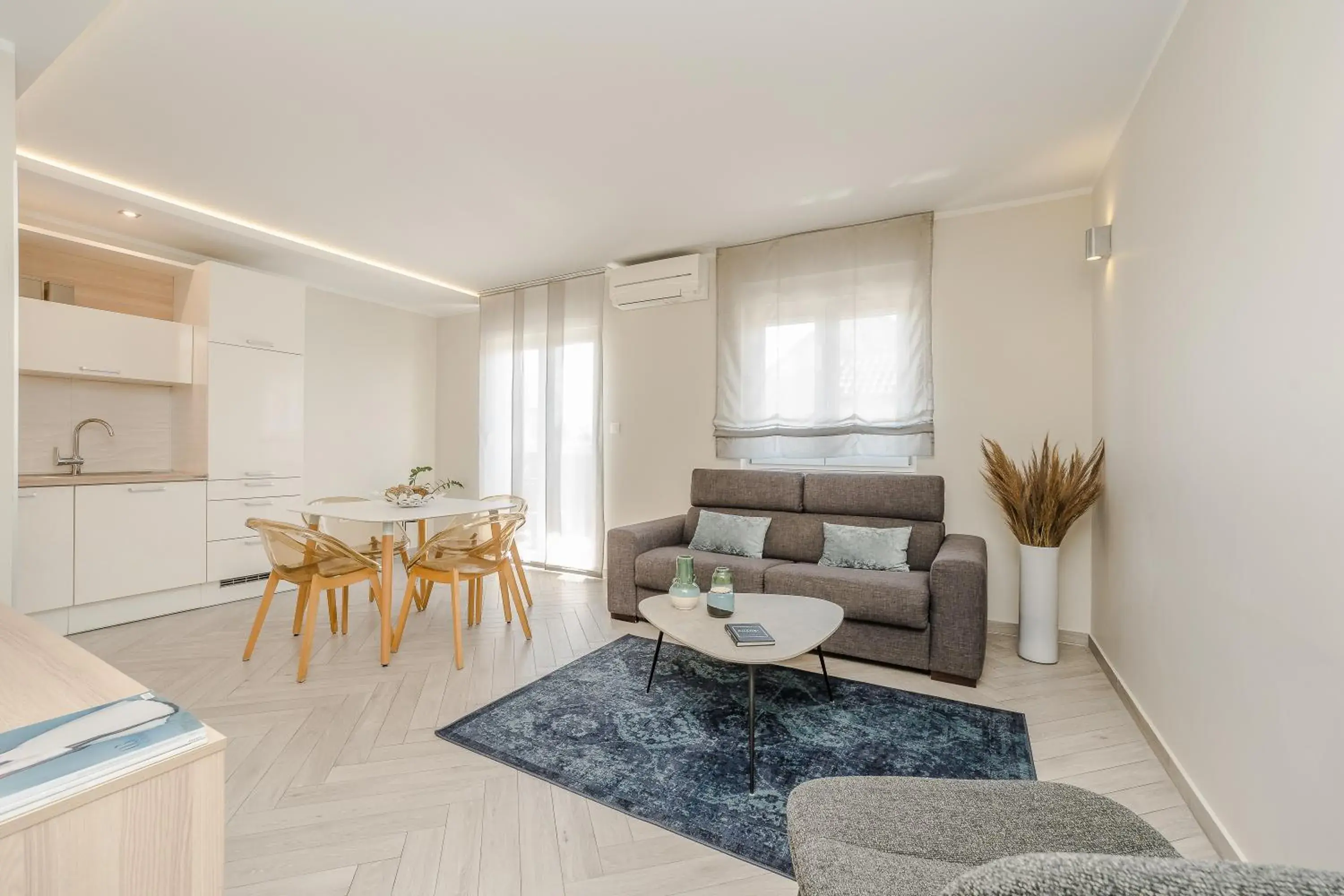 Superior One-Bedroom Apartment with Balcony - single occupancy in Villa Karla Superior One-Bedroom Apartment with Balcony - single occupancy in Villa Karla