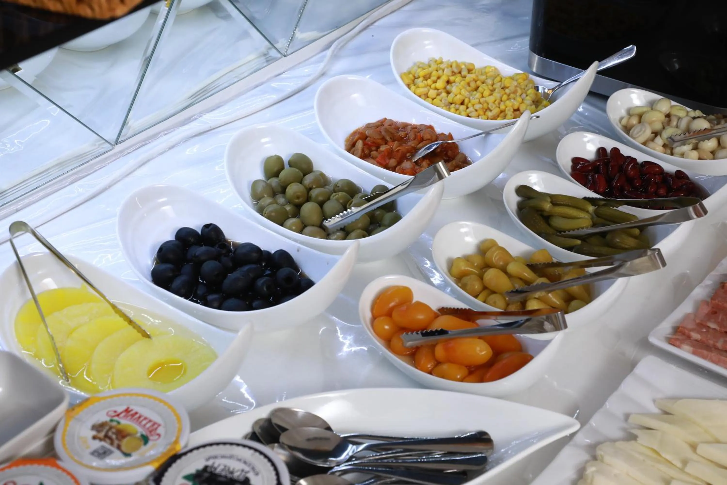 Breakfast in Sharq hotel