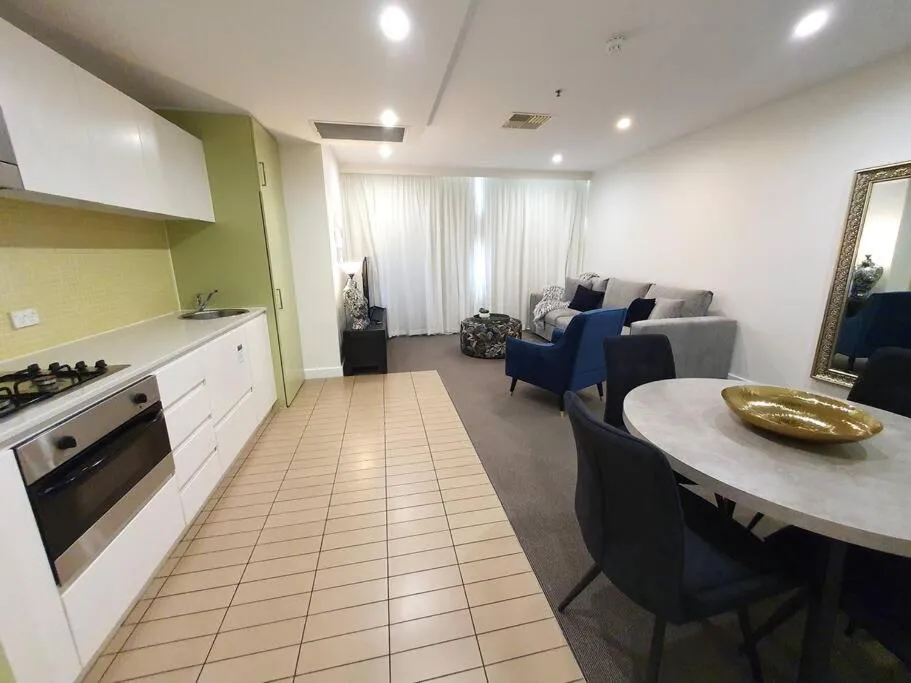 Colley 11-11 Sub-Penthouse Luxurious Glenelg