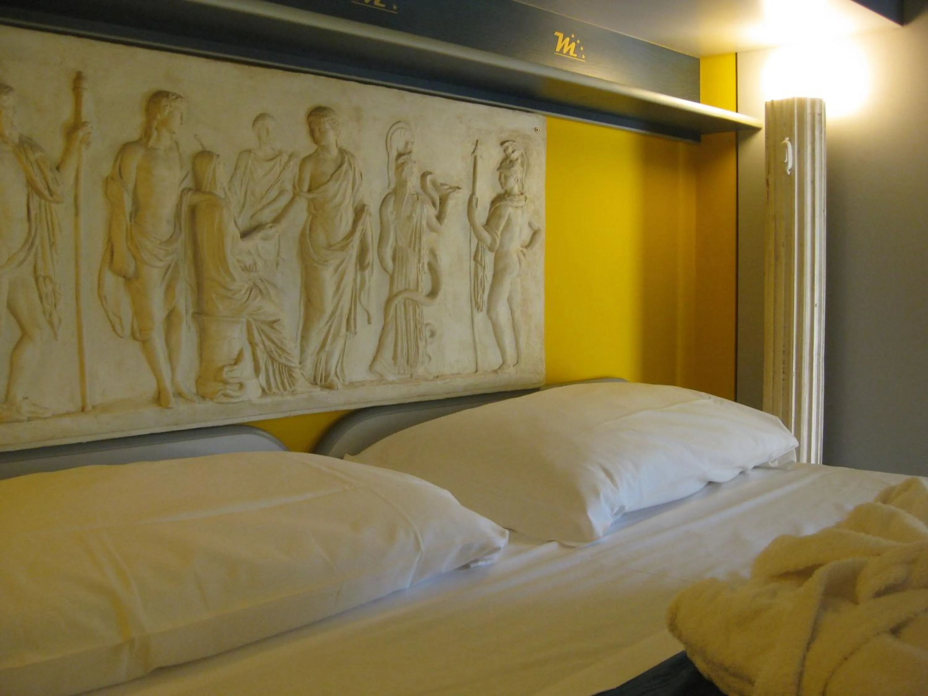 Bedroom, Bed in Hotel Motel Residence S