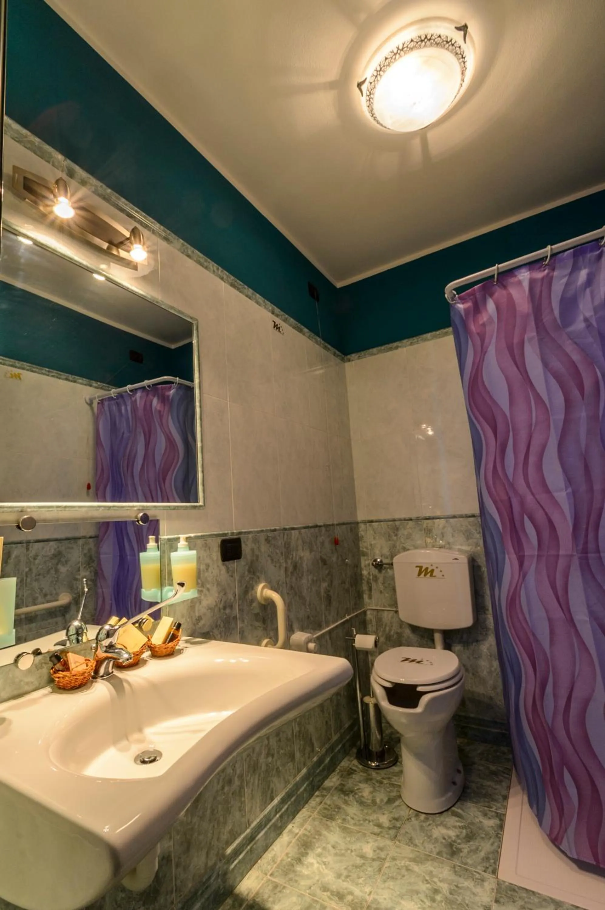 Bathroom in Hotel Motel Residence S