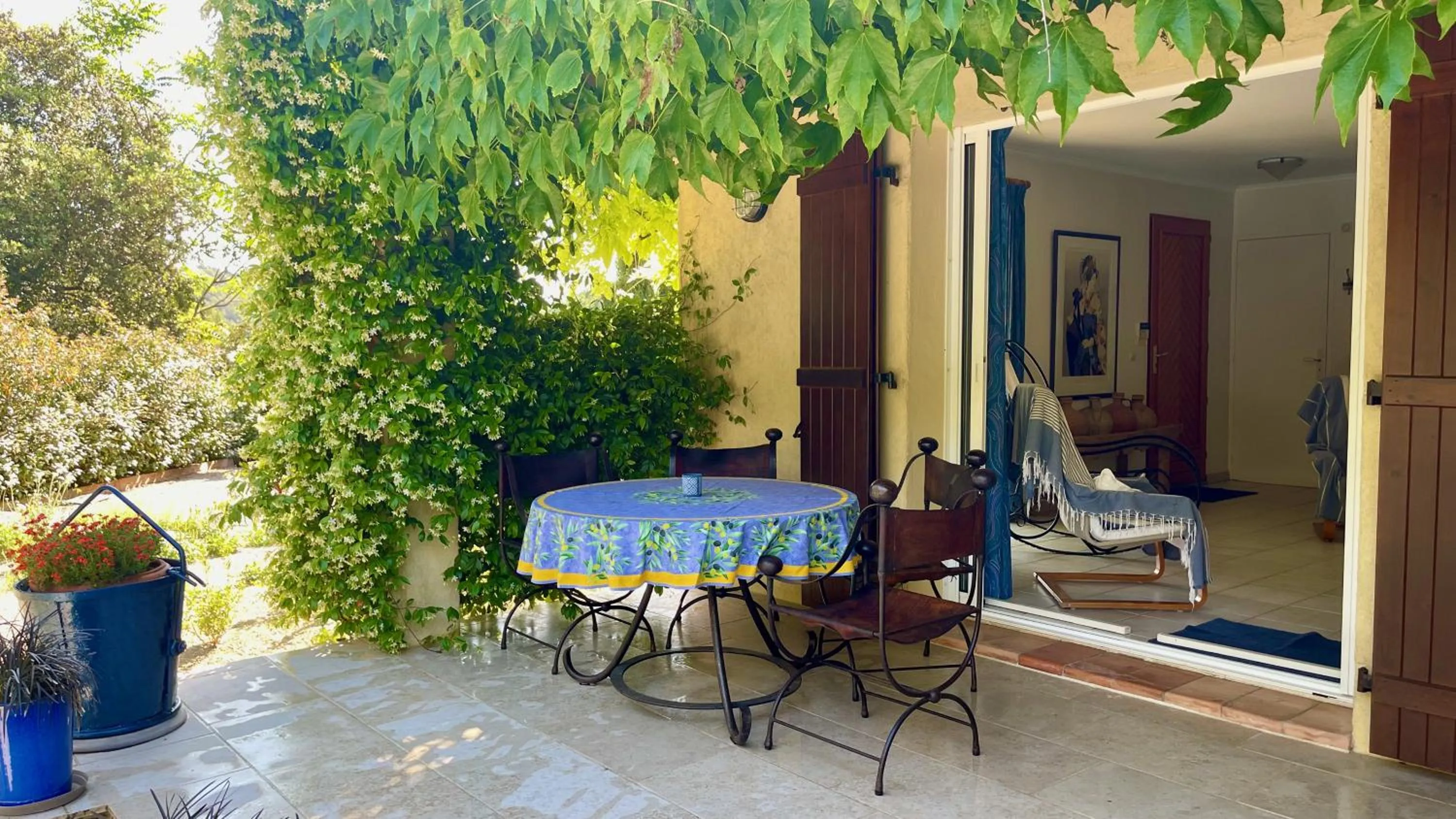Azur Blue Villa; Rural Peace with private pool