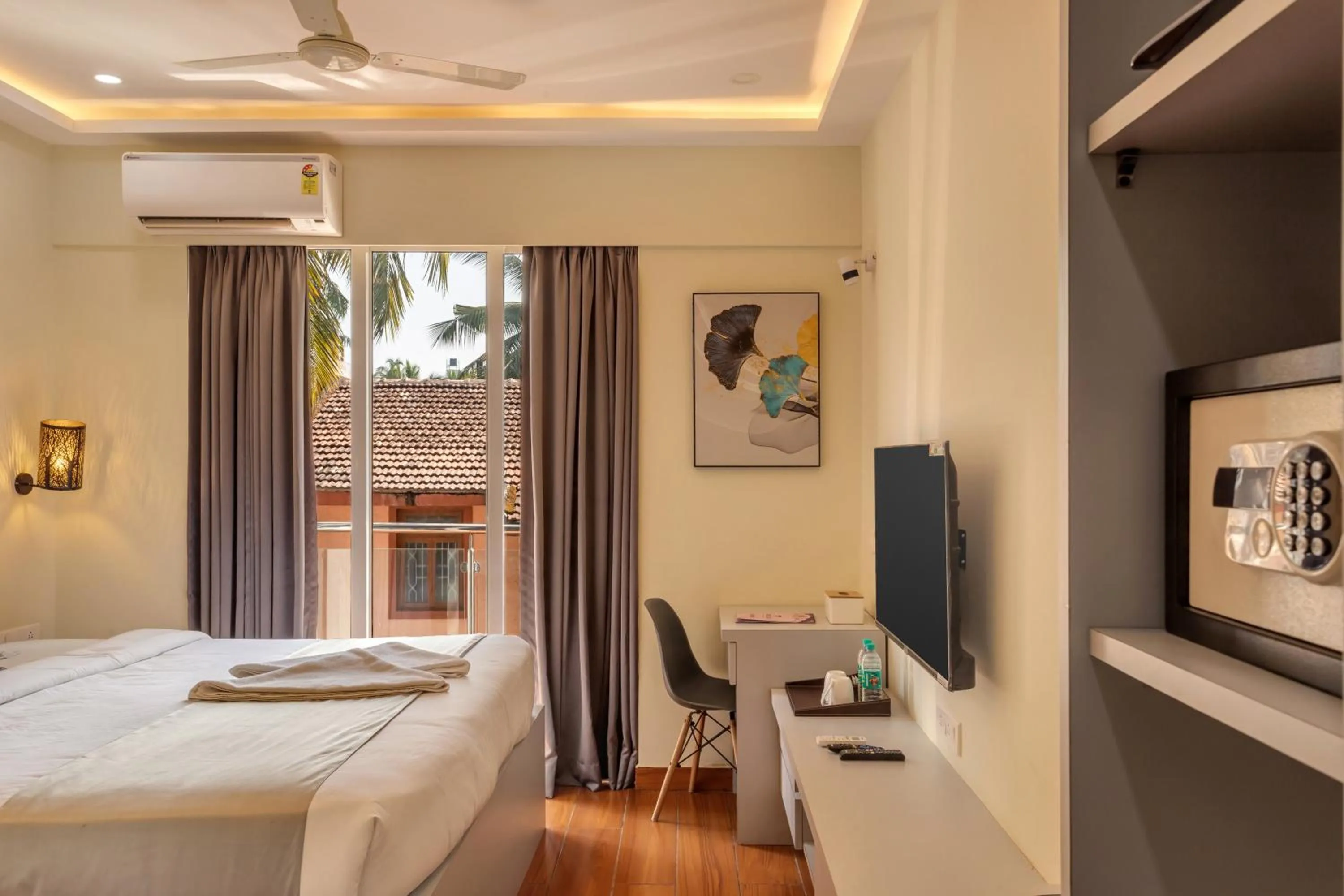 Bed in La baga Beach Hotel