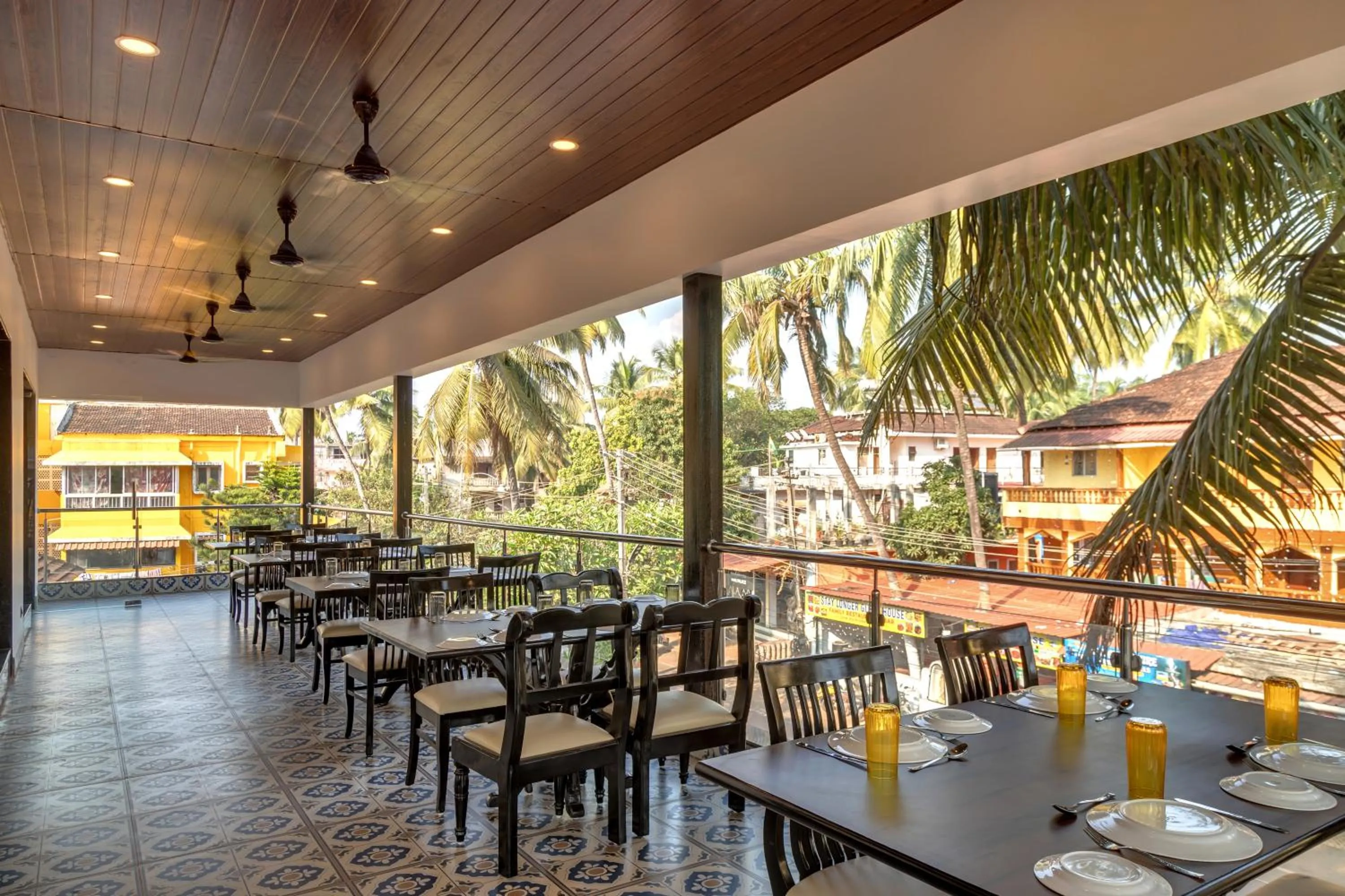 Restaurant/places to eat in La baga Beach Hotel