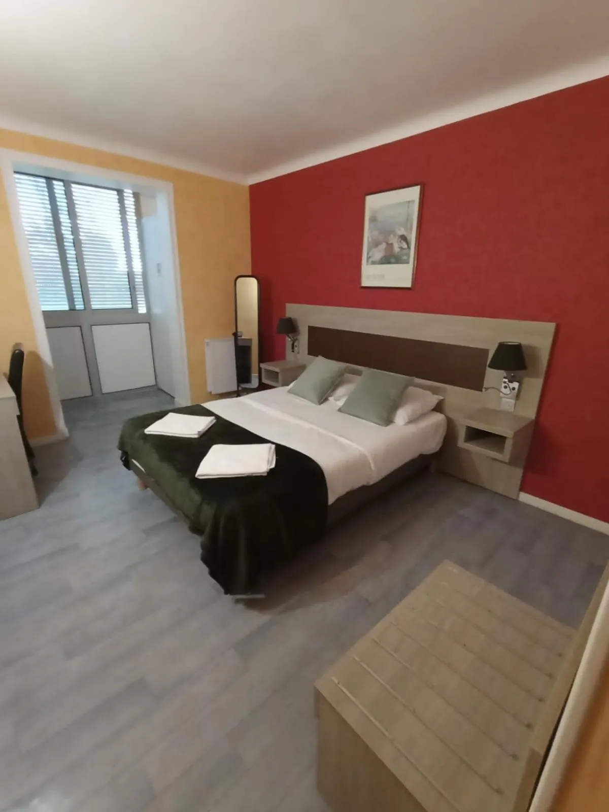 Bed in Auberge du pont canal