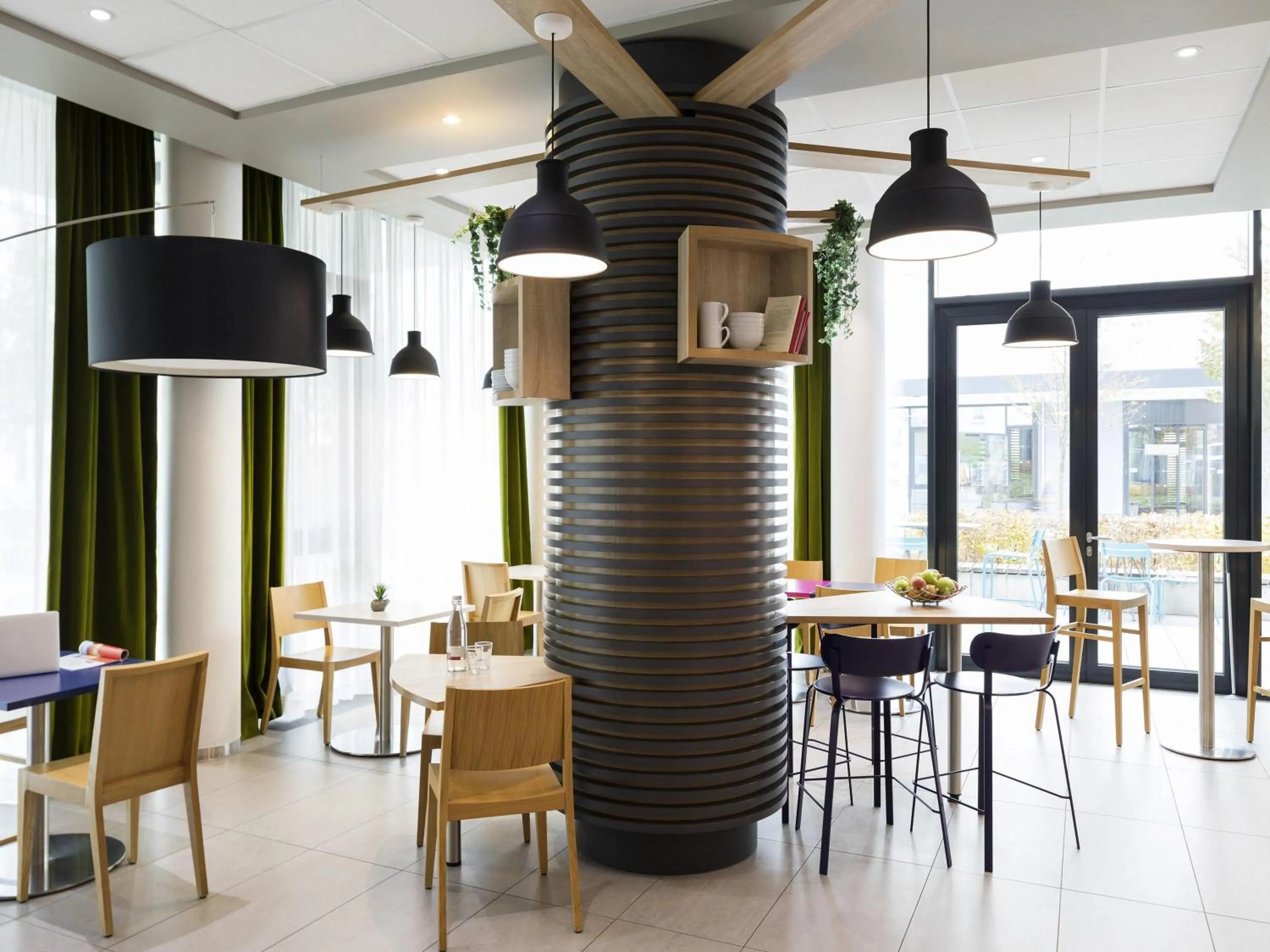 Breakfast in Aparthotel Adagio access München City Olympiapark